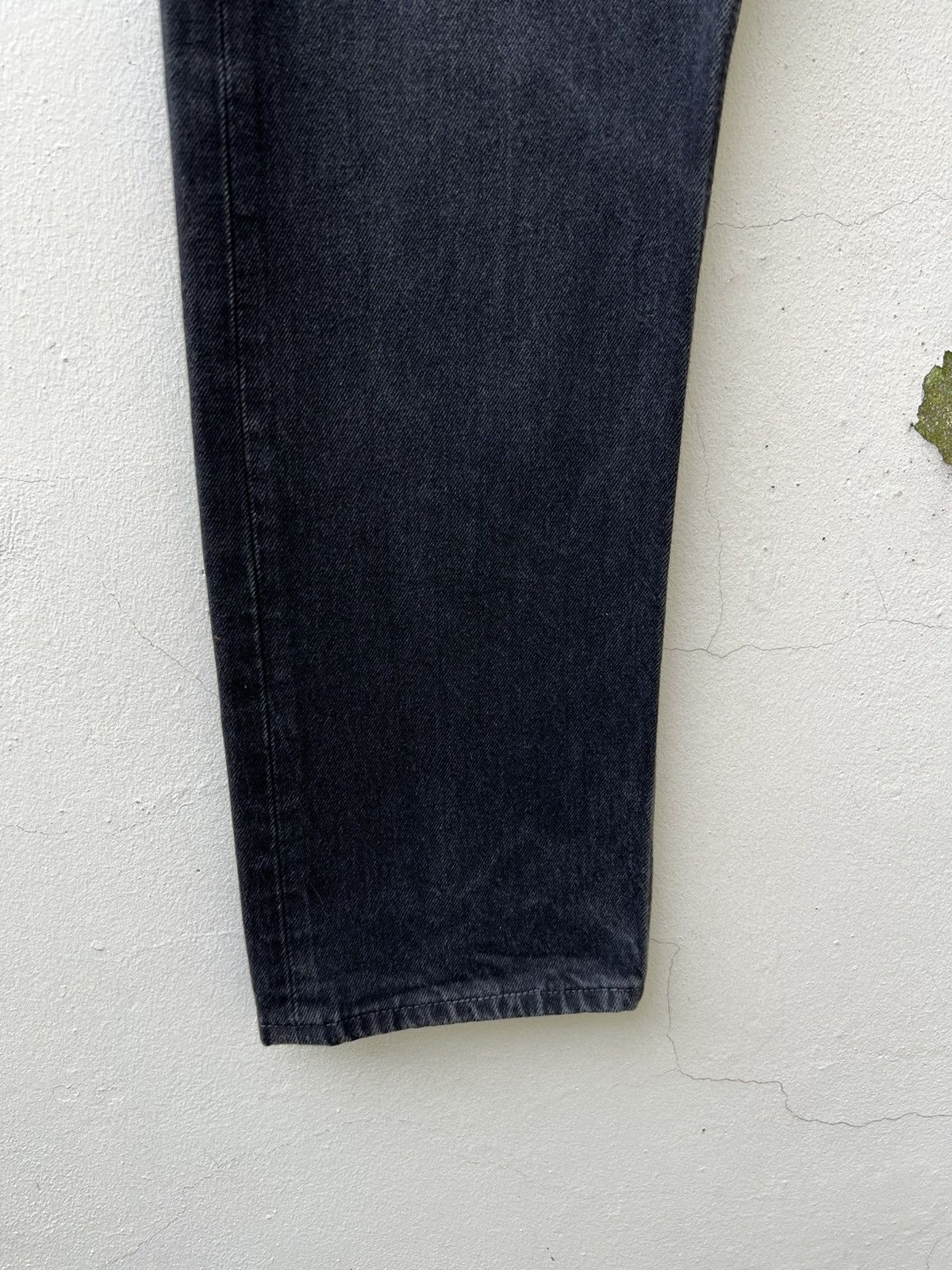Levi's Vintage 1995 Levi’s 501 Fade Black Denim Jeans Size US 32 / EU 48 - 9 Thumbnail