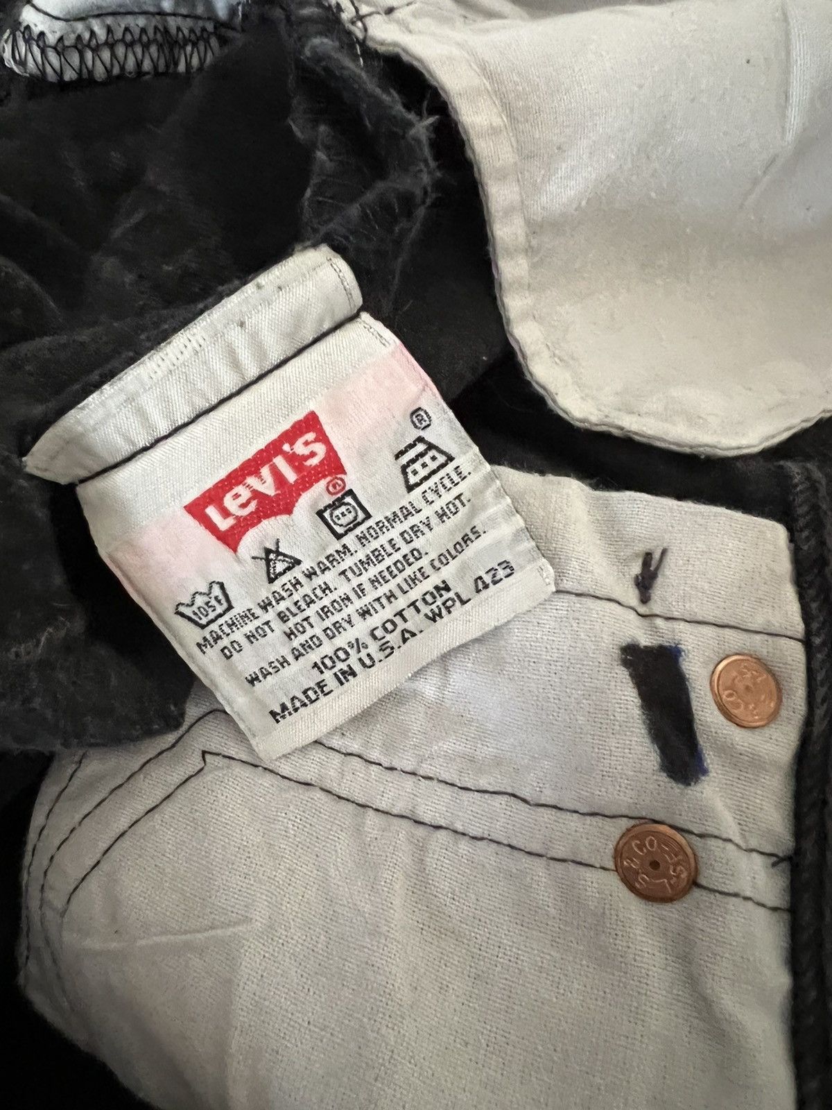 Levi's Vintage 1995 Levi’s 501 Fade Black Denim Jeans Size US 32 / EU 48 - 20 Thumbnail