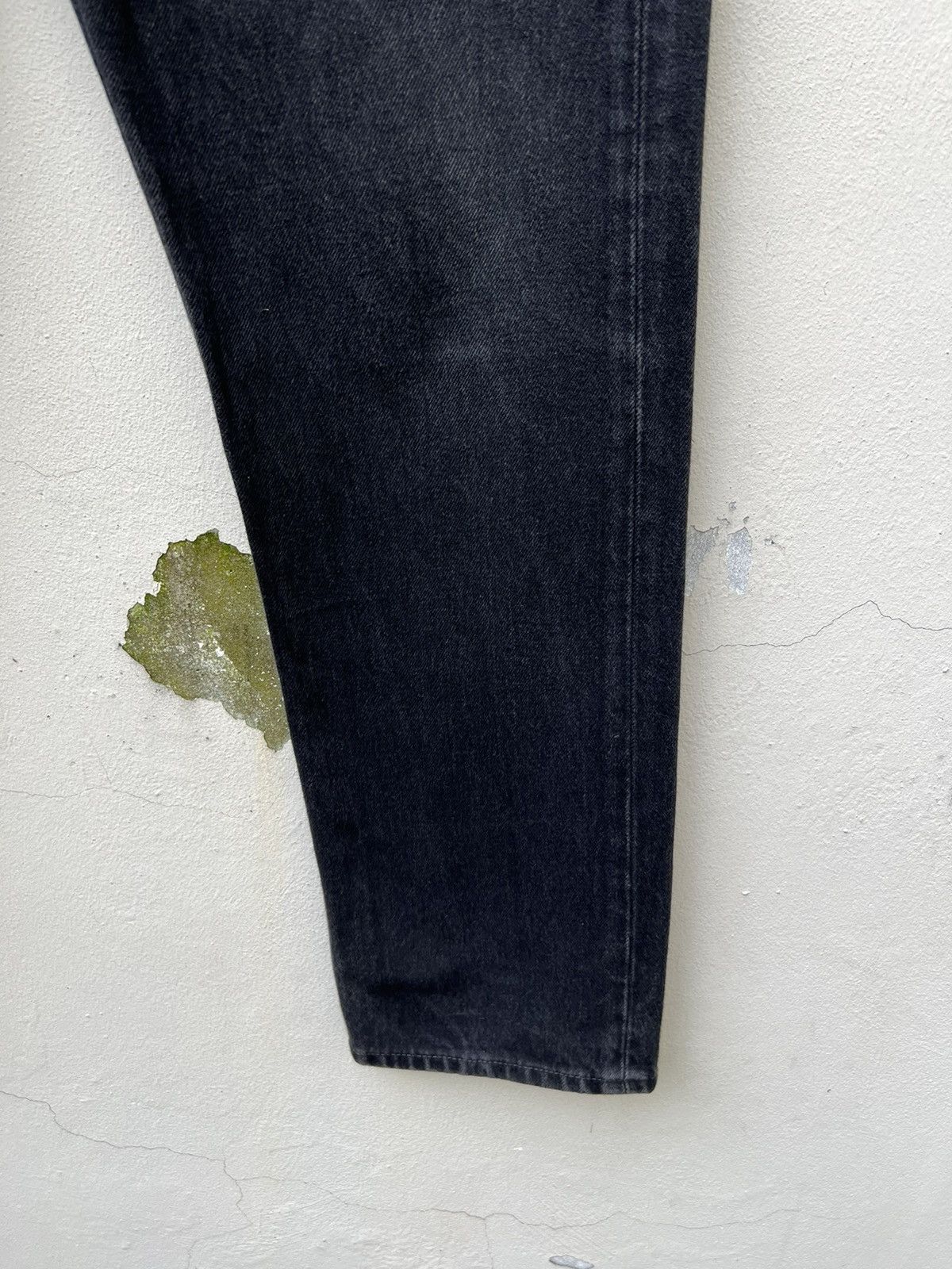 Levi's Vintage 1995 Levi’s 501 Fade Black Denim Jeans Size US 32 / EU 48 - 11 Thumbnail