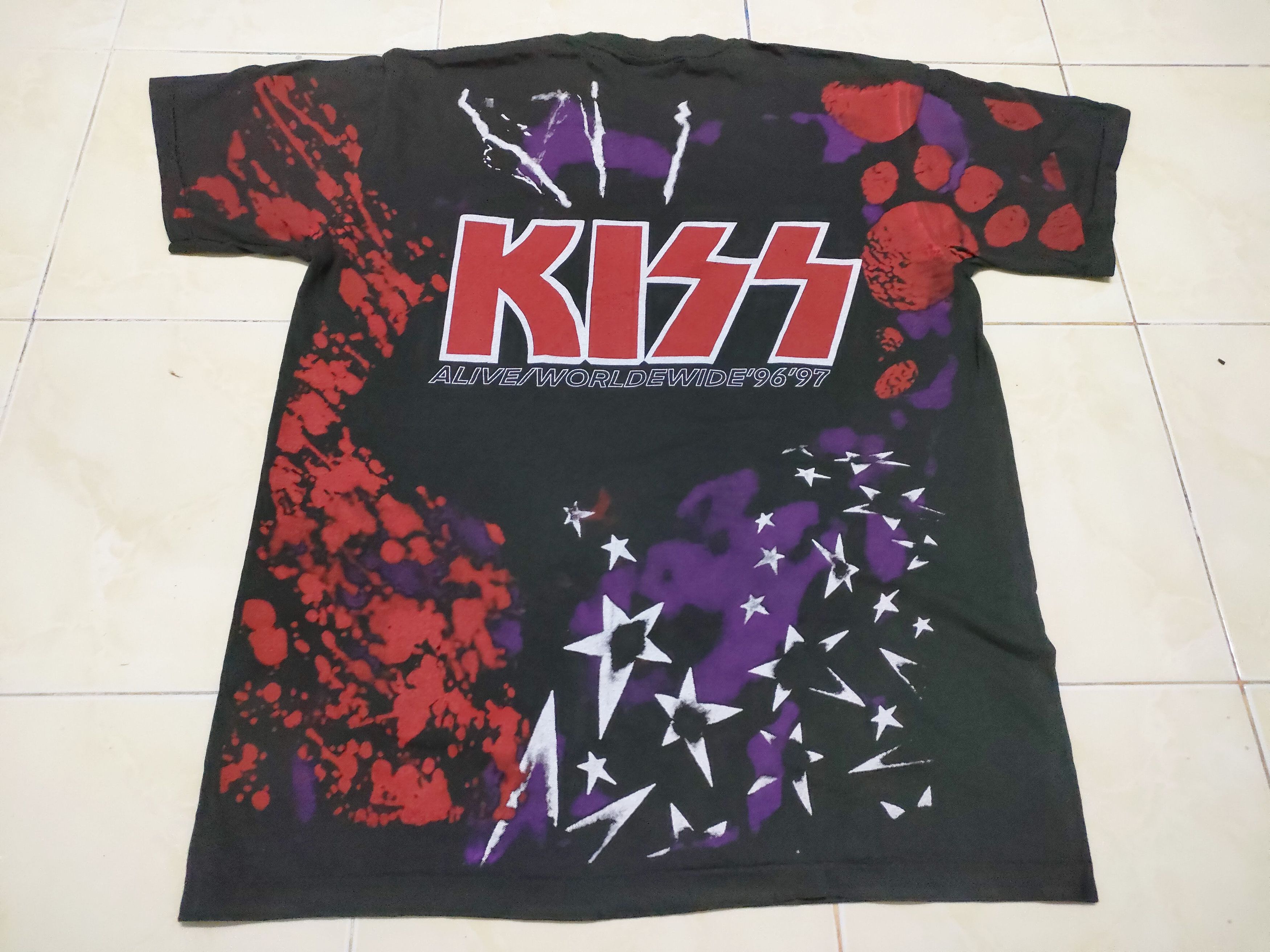 KISS × Vintage Vintage Kiss Over Print Music Rock Band AOP Tee Size US XL / EU 56 / 4 - 5 Thumbnail