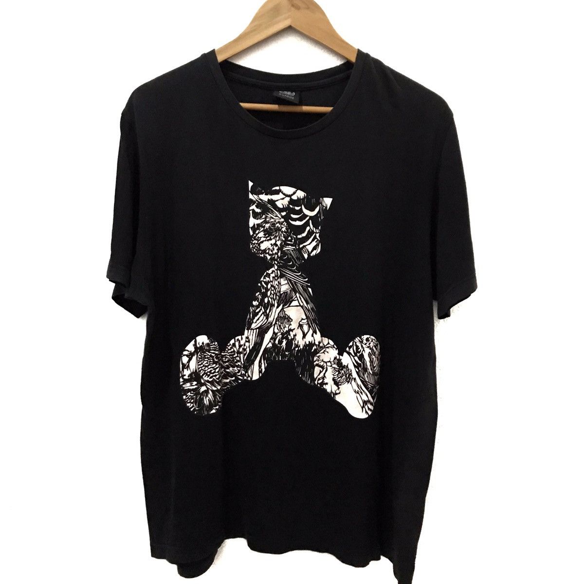 UNIQLO X ASTRO BOY XLARGE TSHIRT