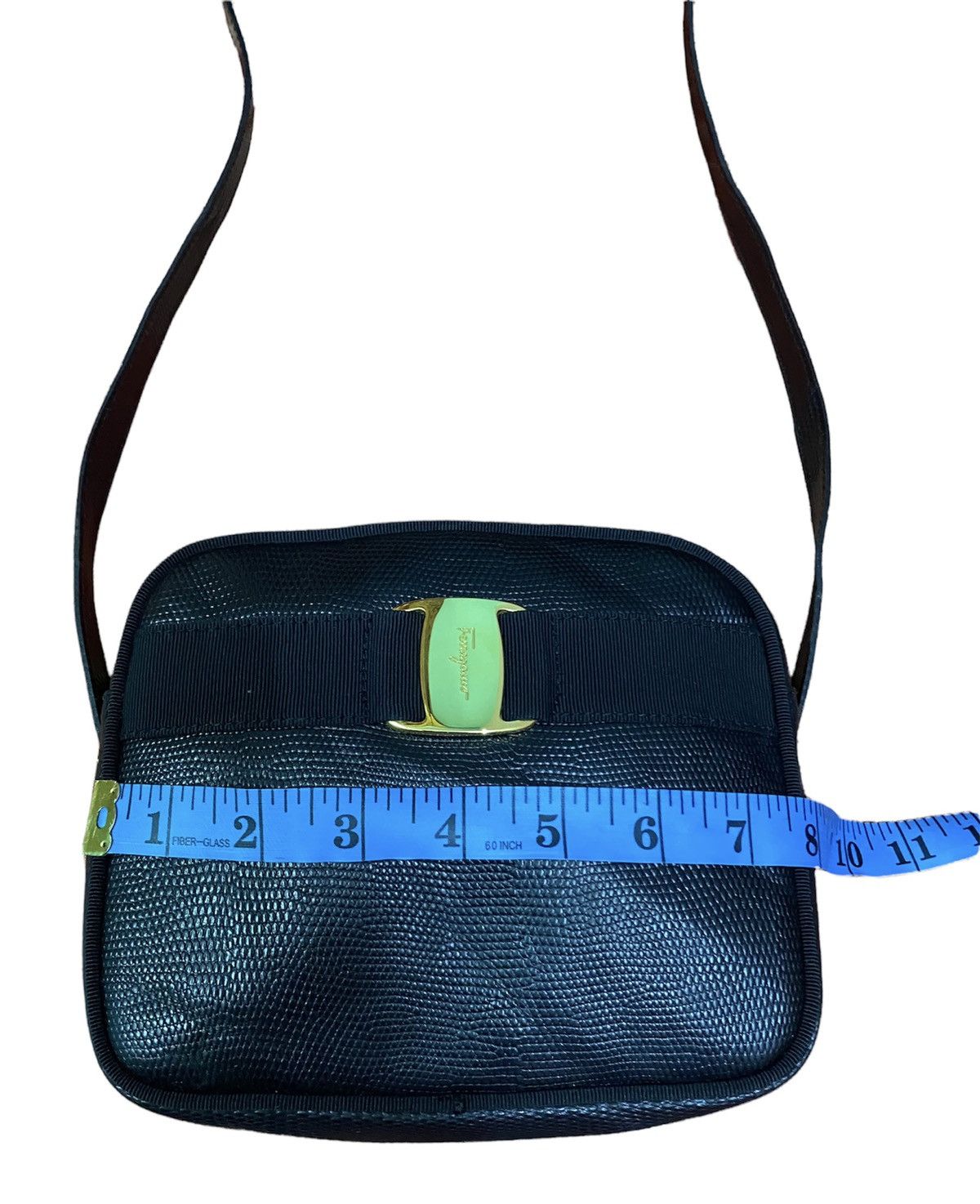 Salvatore Ferragamo AUTHENTIC SALVATORE FERRAGAMO EMBOSSED LEATHER CROSSBODY Size ONE SIZE - 10 Thumbnail