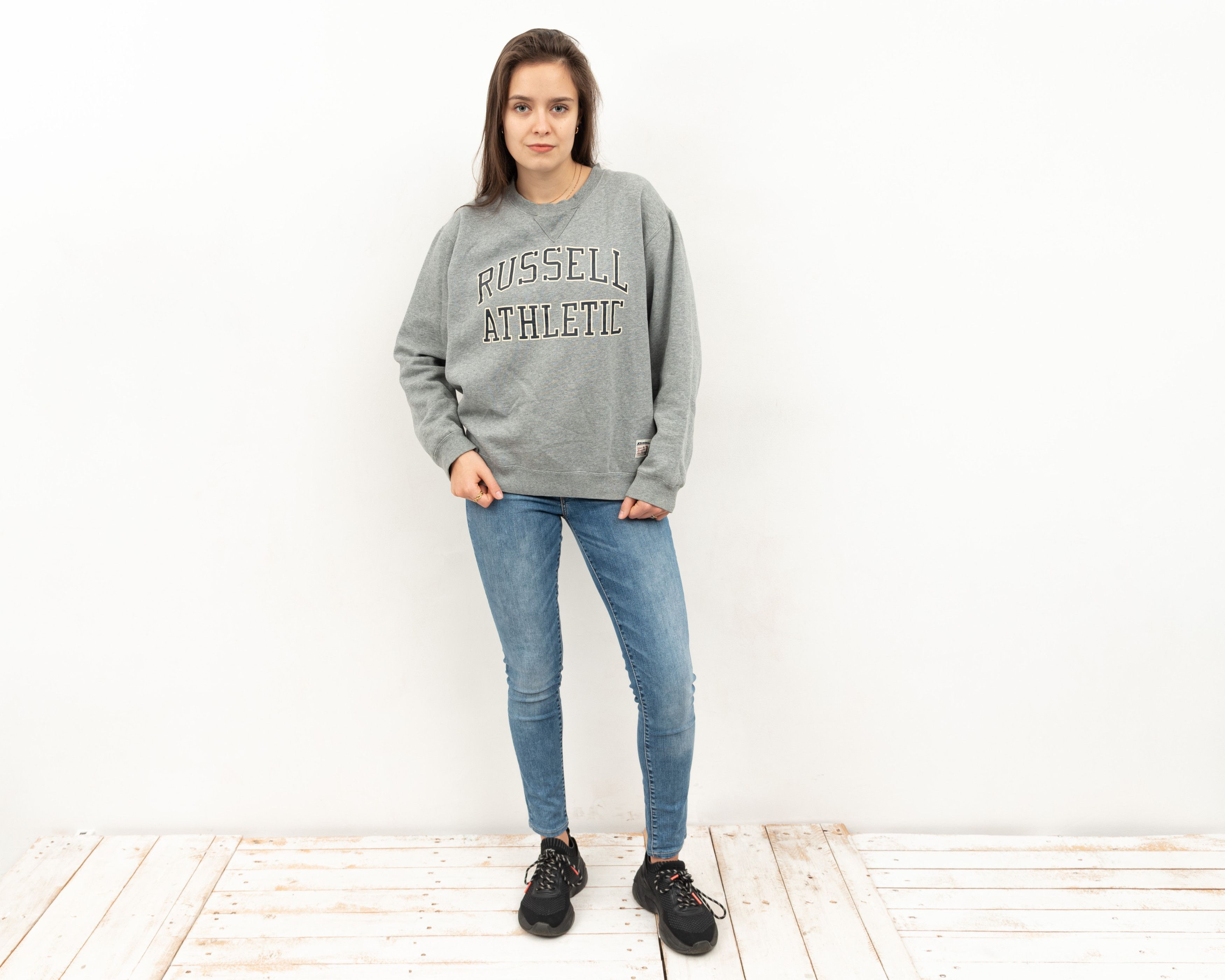 Russell Athletic × Vintage Pullover Sweatshirt Jumper Crew Neck Sweater Grey Top Size M / US 6-8 / IT 42-44 - 2 Thumbnail