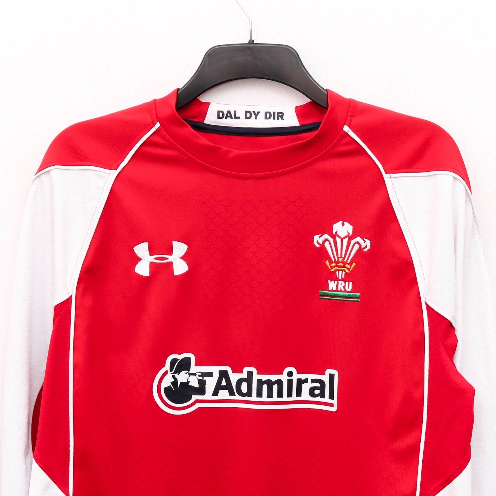 Under Armour Wales Men L Rugby Union Home Jersey Shirt 2010 2011 Admiral Size US L / EU 52-54 / 3 - 2 Thumbnail