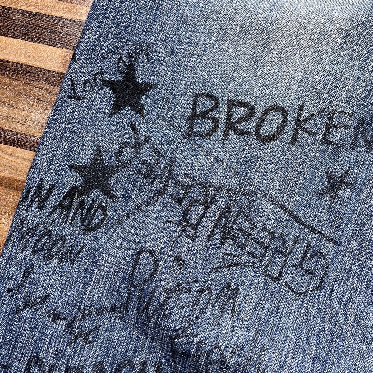 Art Comes First × Hysteric Glamour × If Six Was Nine Drugs Made In Japan Full Printed Arts Words Denim Jeans Size US 32 / EU 48 - 19 Thumbnail