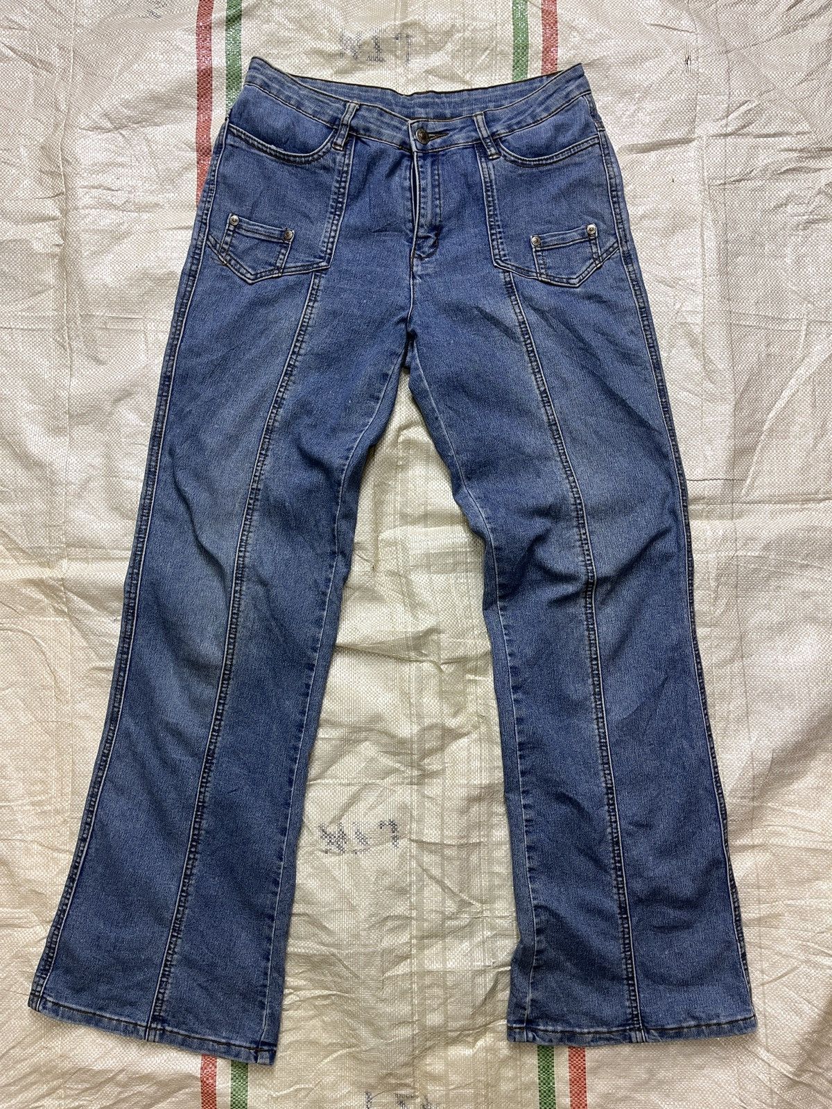 Japanese Brand Flared Boot Cut Denim Jeans Japanese Brand Size US 30 / EU 46 - 20 Thumbnail
