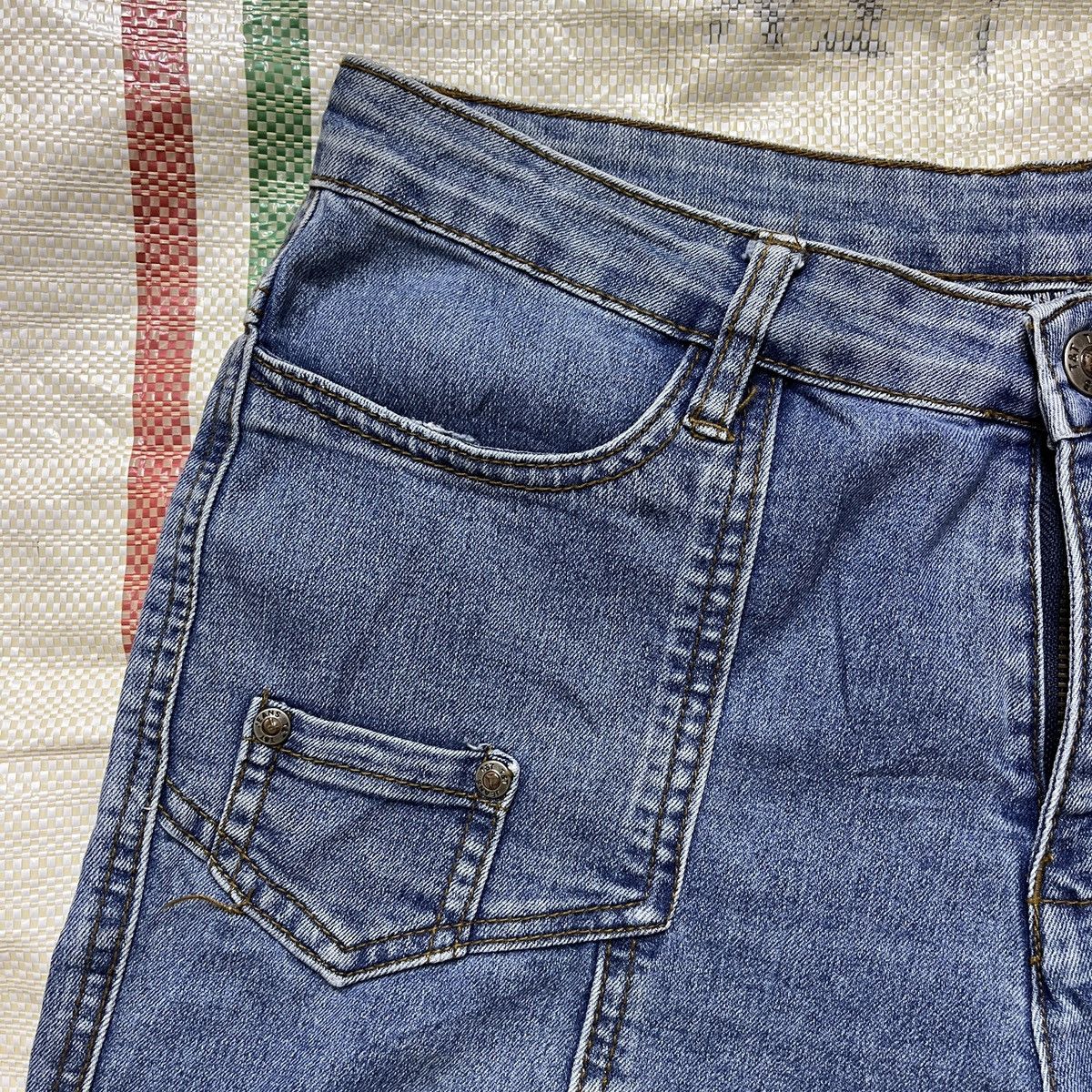 Japanese Brand Flared Boot Cut Denim Jeans Japanese Brand Size US 30 / EU 46 - 6 Thumbnail