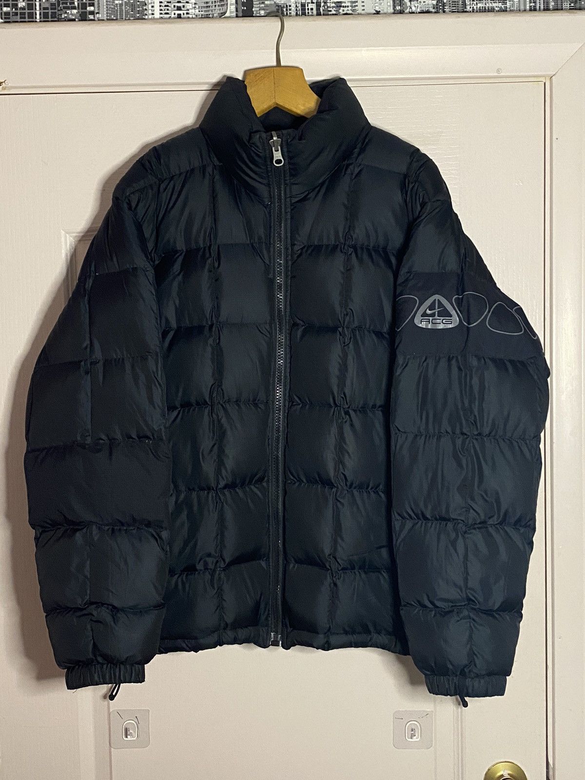 Vintage ACG Nike Puffer Jacket - M