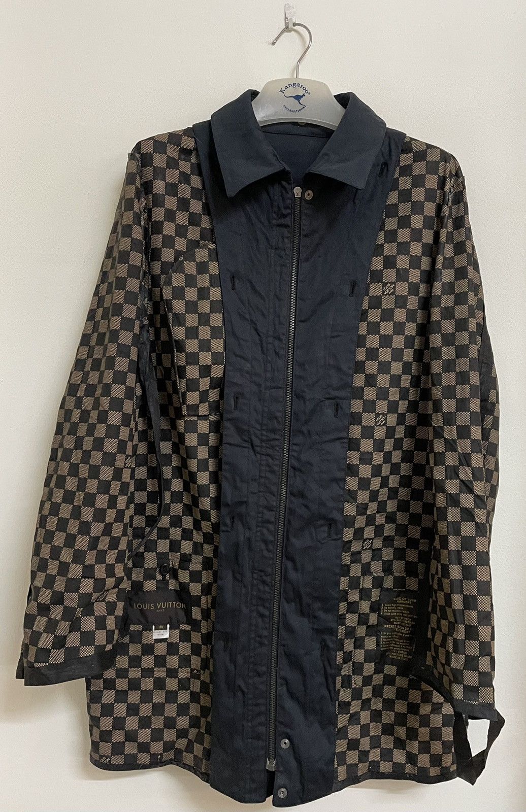 Louis Vuitton × Vintage 🔥24 hour before Delete🔥 Louis Vuitton Rubered Coat Damier Size 50R - 2 Thumbnail