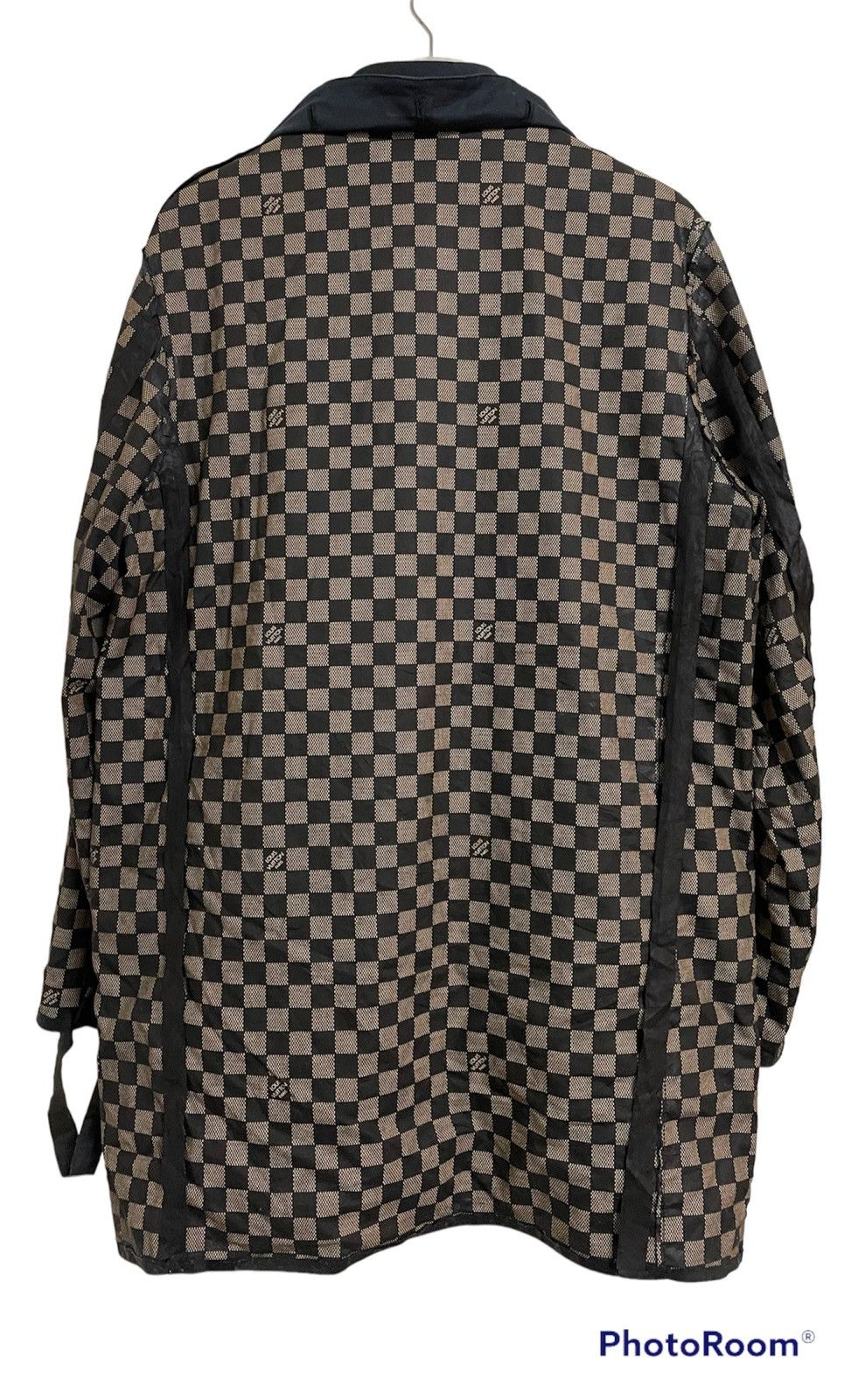 Louis Vuitton × Vintage 🔥24 hour before Delete🔥 Louis Vuitton Rubered Coat Damier Size 50R - 1 Thumbnail