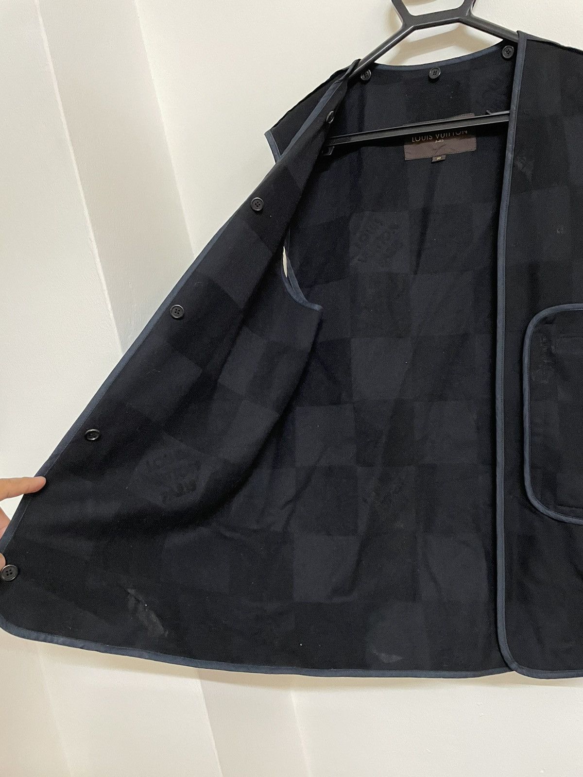 Louis Vuitton × Vintage 🔥24 hour before Delete🔥 Louis Vuitton Rubered Coat Damier Size 50R - 7 Thumbnail