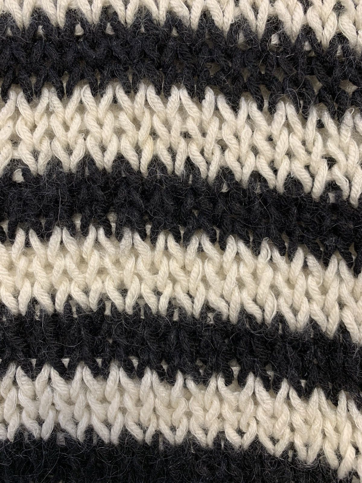 Hedi Slimane × Saint Laurent Paris FW2013 heavy striped mohair knit beige black Size US M / EU 48-50 / 2 - 4 Thumbnail