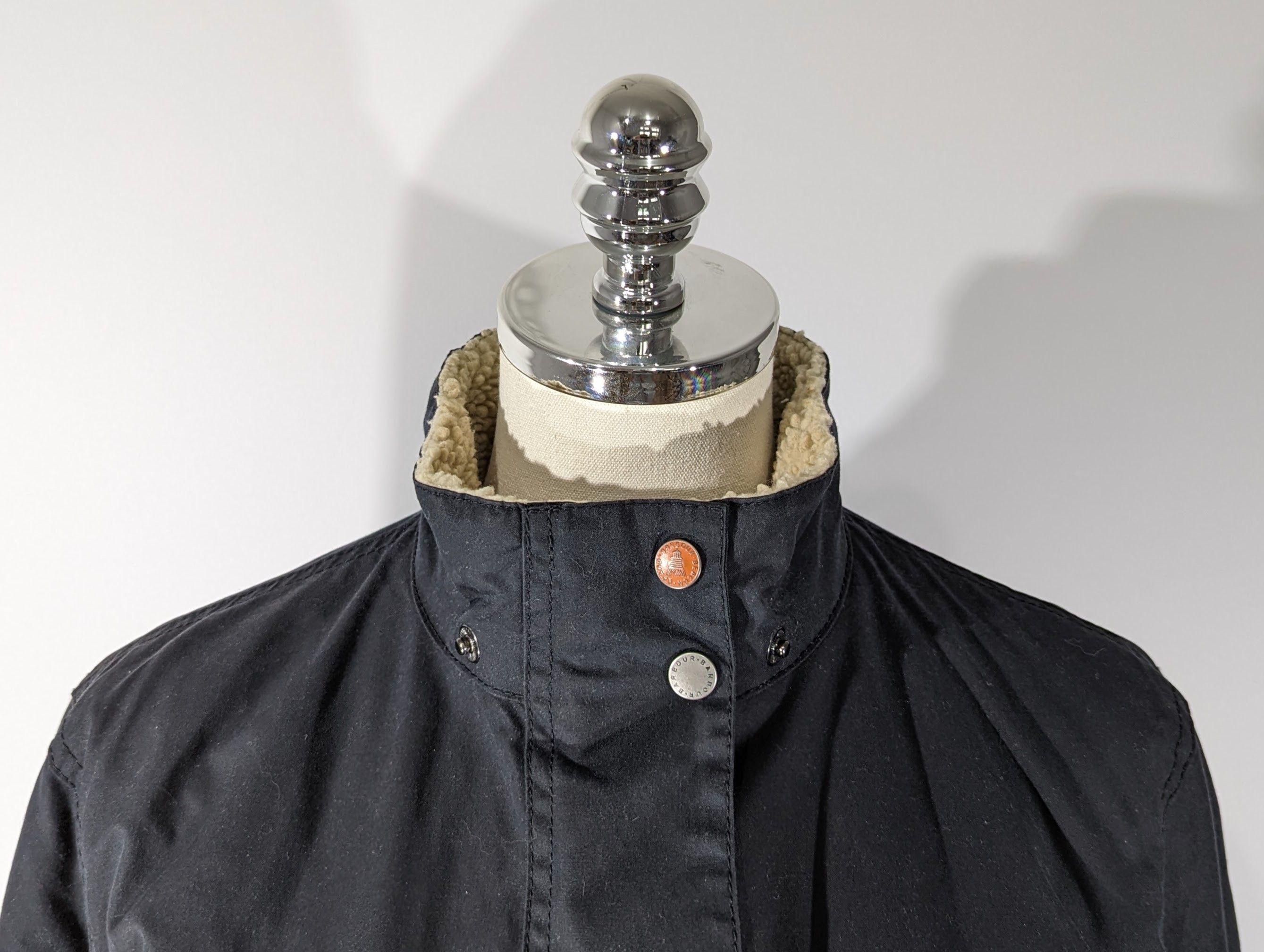 Barbour Barbour Carribena Wax Faux Hooded Jacket England WaxedCotton Size M / US 6-8 / IT 42-44 - 7 Thumbnail