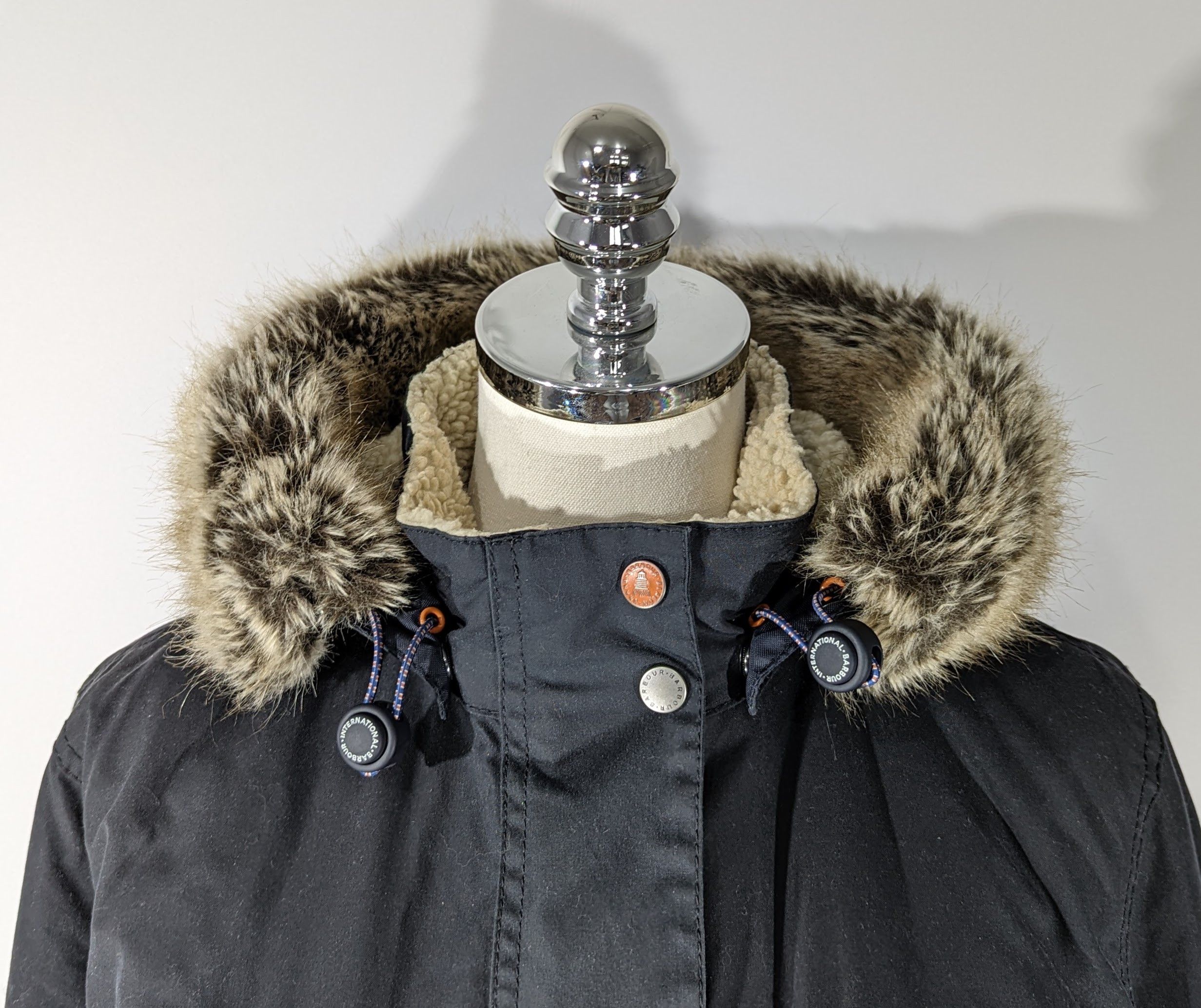 Barbour Barbour Carribena Wax Faux Hooded Jacket England WaxedCotton Size M / US 6-8 / IT 42-44 - 6 Thumbnail