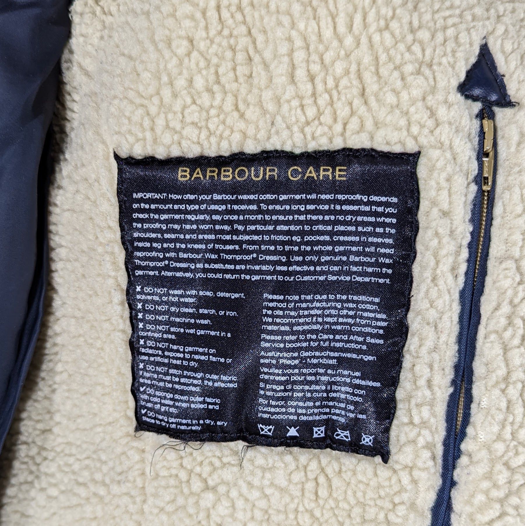 Barbour Barbour Carribena Wax Faux Hooded Jacket England WaxedCotton Size M / US 6-8 / IT 42-44 - 22 Thumbnail