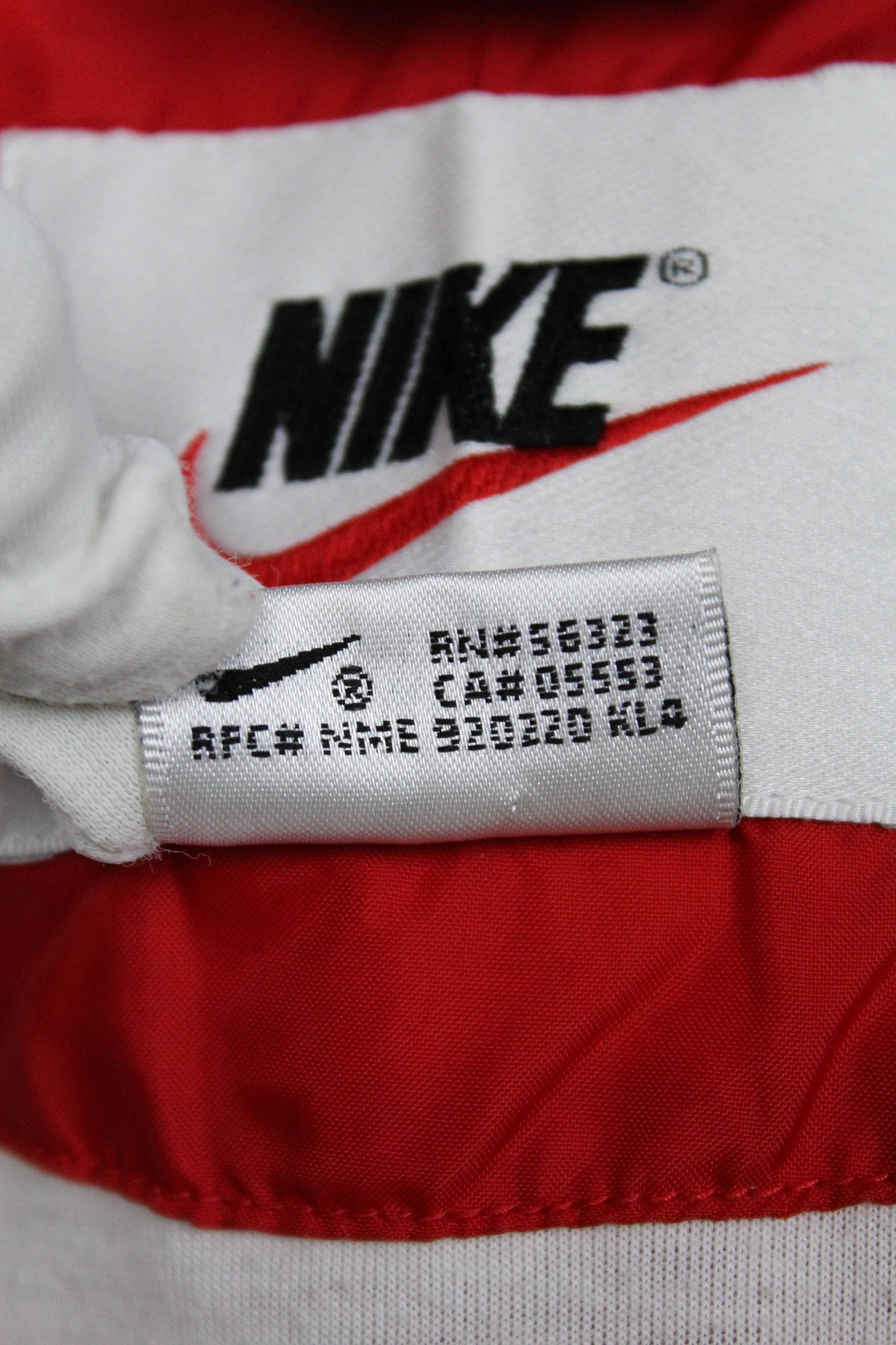 Nike Nike Vintage 90s Big Swoosh Logo Nylon Windbreaker Jacket Size US XL / EU 56 / 4 - 10 Thumbnail