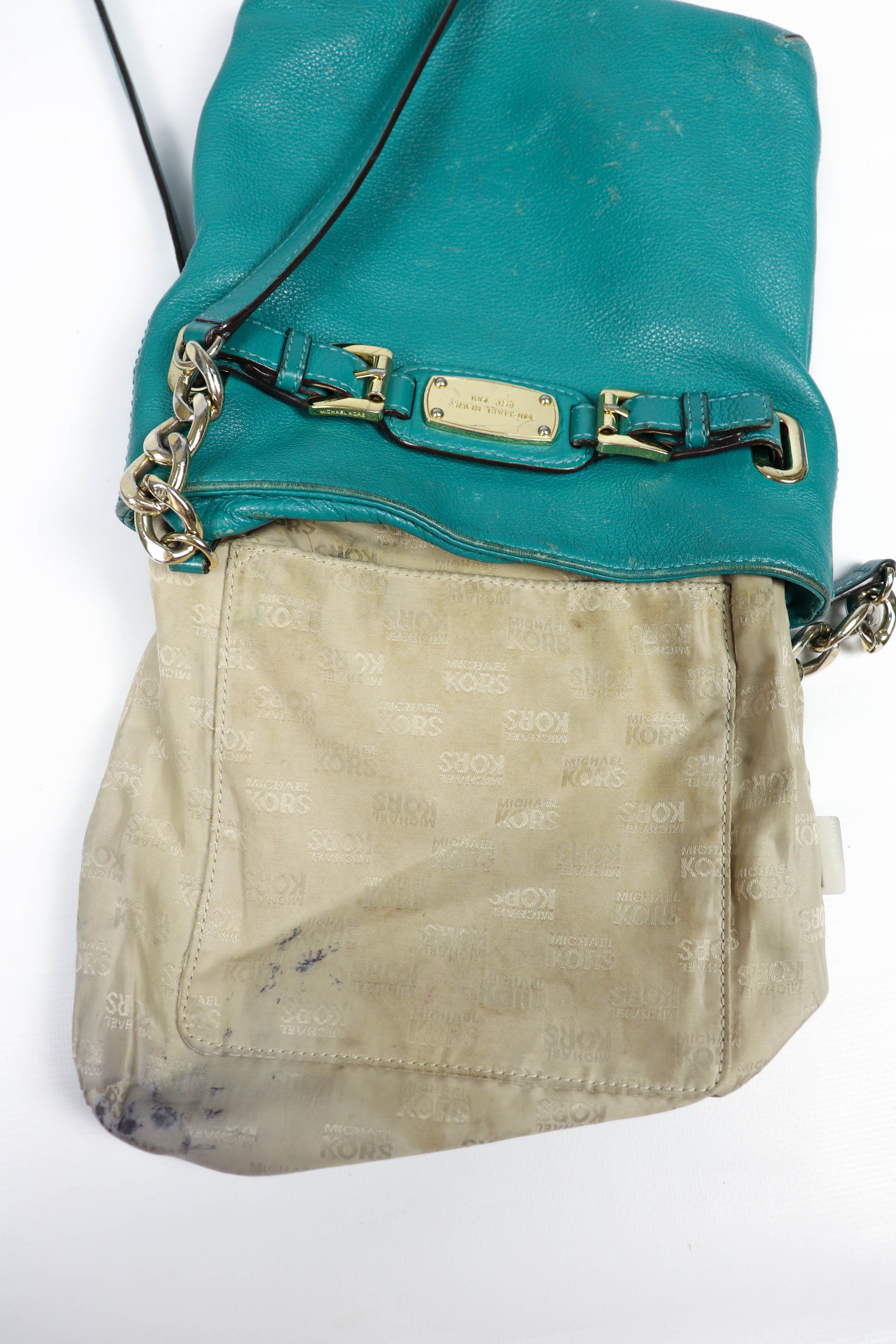 Michael Kors Michael Kors E-1406 Distressed Leather Crossbody Bag Size ONE SIZE - 20 Thumbnail