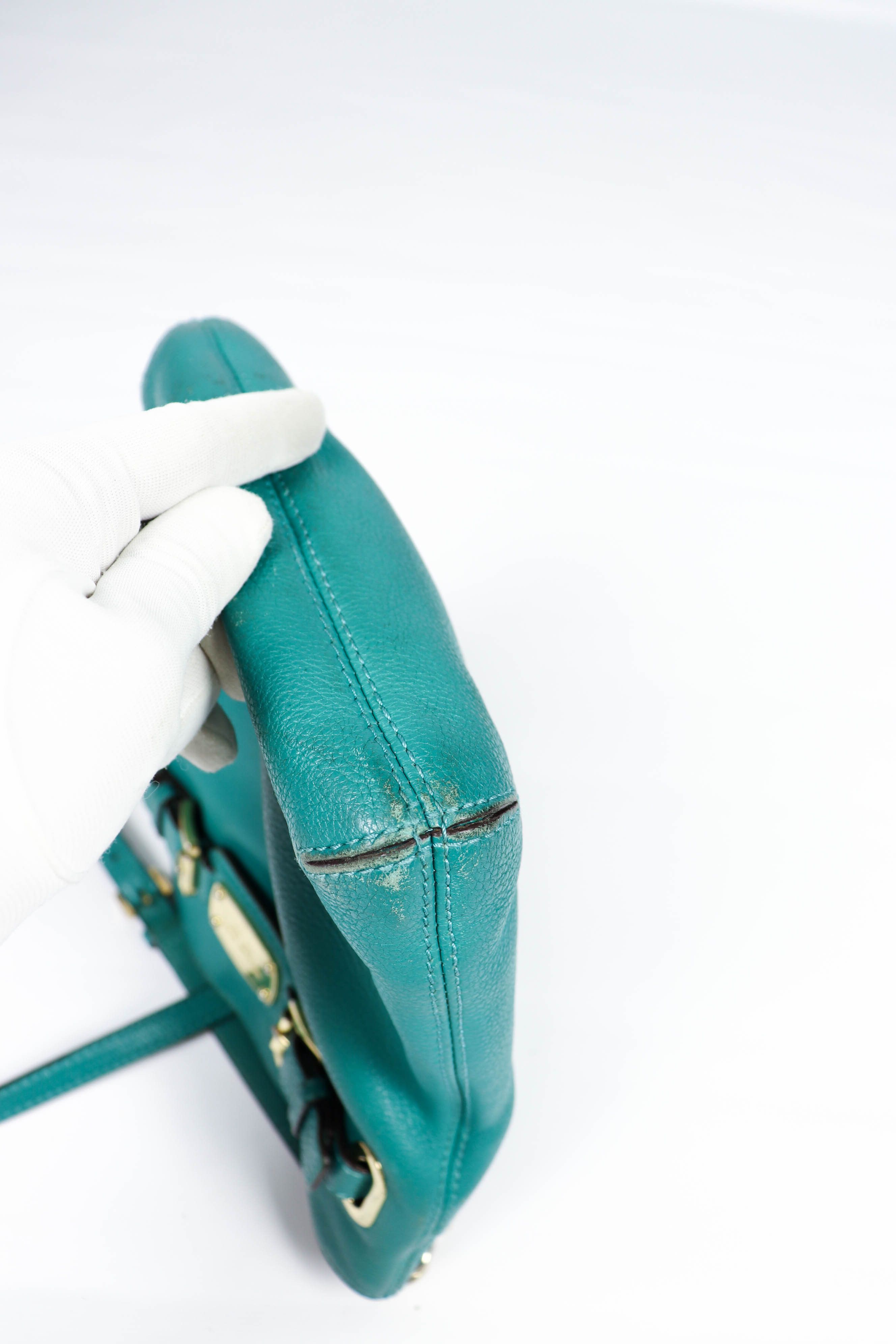 Michael Kors Michael Kors E-1406 Distressed Leather Crossbody Bag Size ONE SIZE - 10 Thumbnail