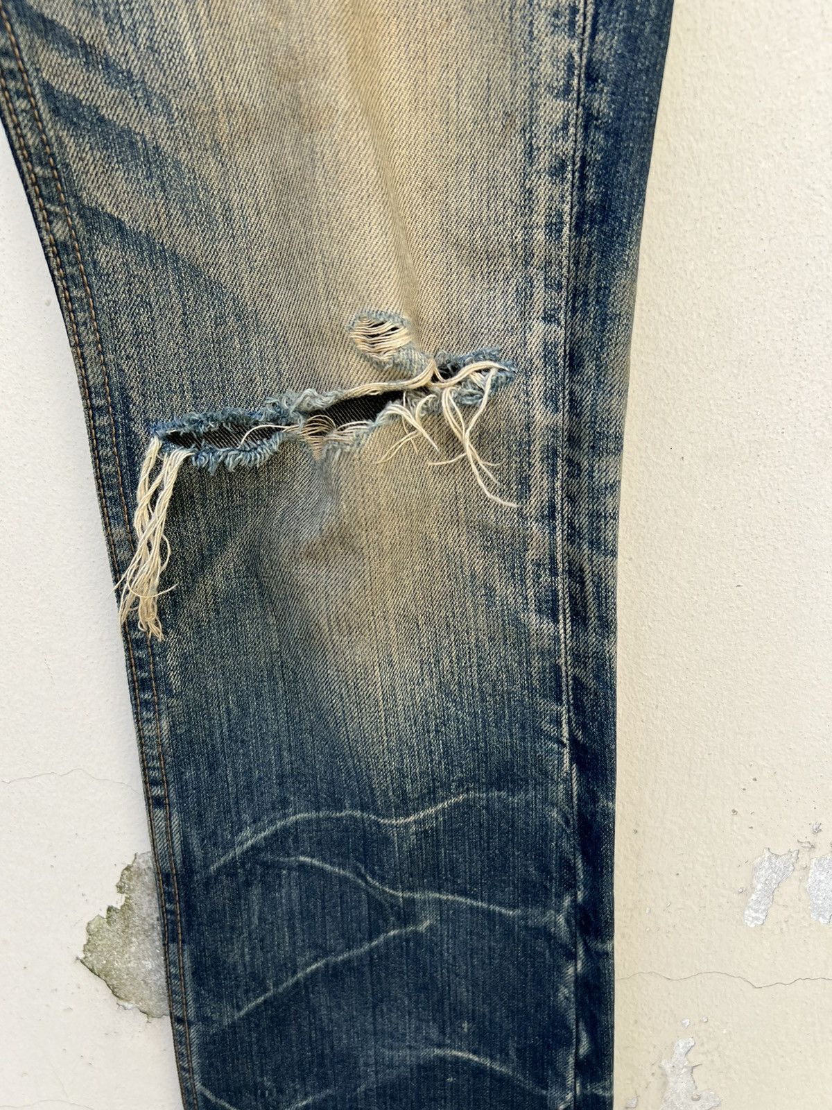 Vintage Vintage Jackrose Japan Rips Dirty Mud Denim Flare Jeans Size US 29 - 13 Thumbnail