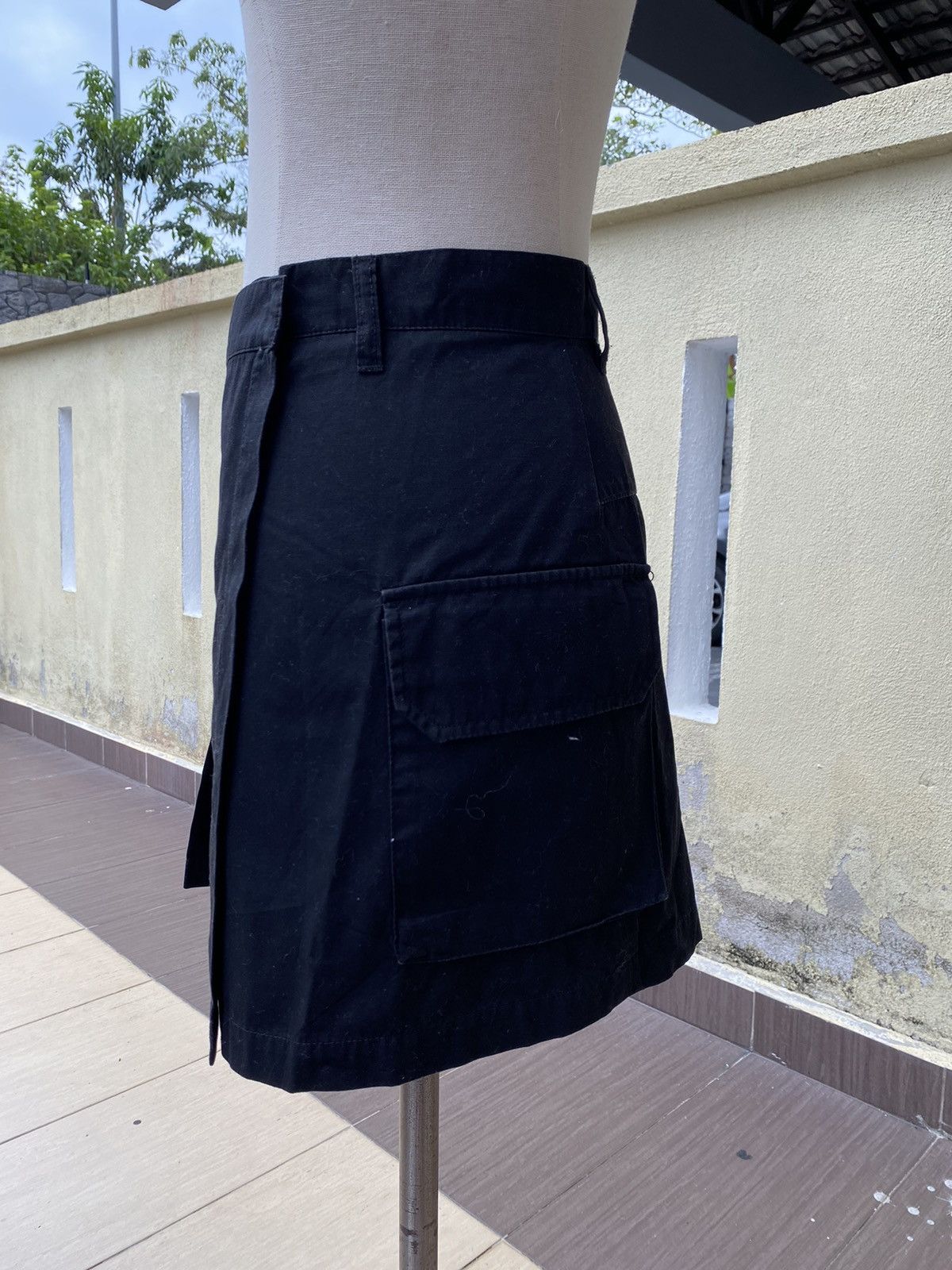 Other black mini skirt Size 33" - 1 Thumbnail