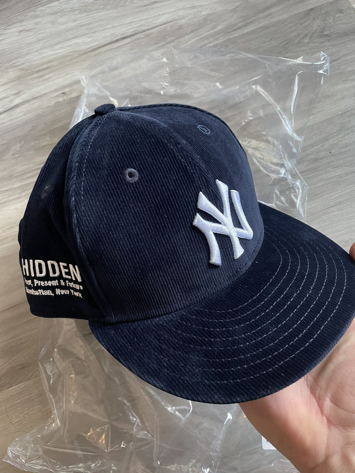 HIDDEN × New Era Hidden NY Yankees New Era Corduroy Hat 7 3/8 