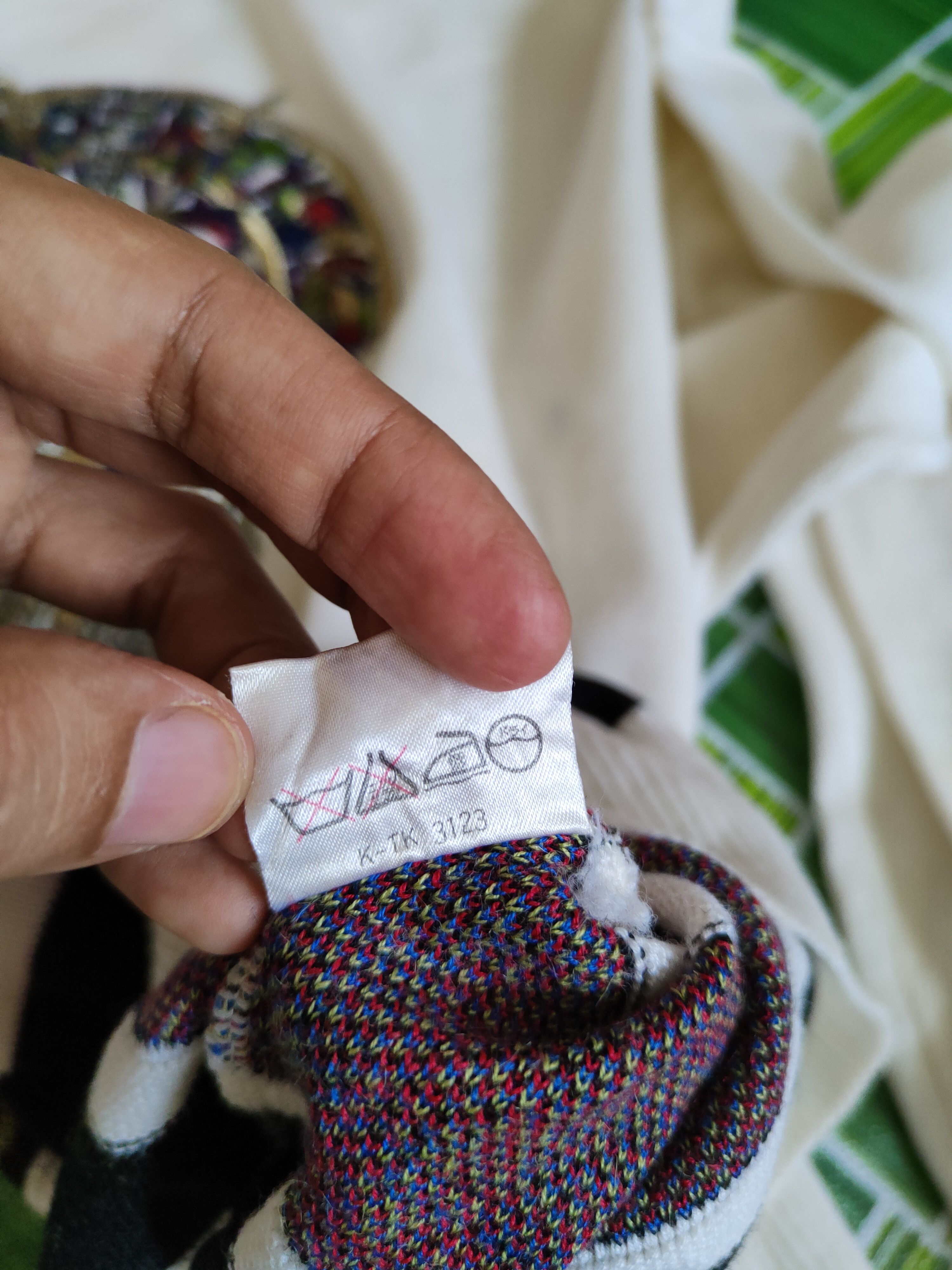 Japanese Brand Crude Heart embroidered White Knitwear Sweatshirt #240B Size US M / EU 48-50 / 2 - 11 Thumbnail