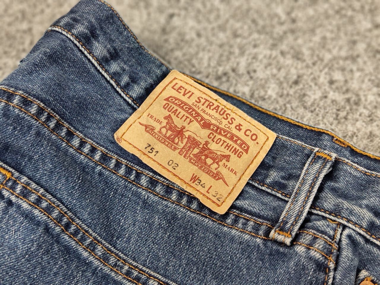 Levi's Vintage 90's Levis 751 Released Hem Faded Blue Denim Jeans Size US 34 / EU 50 - 18 Thumbnail