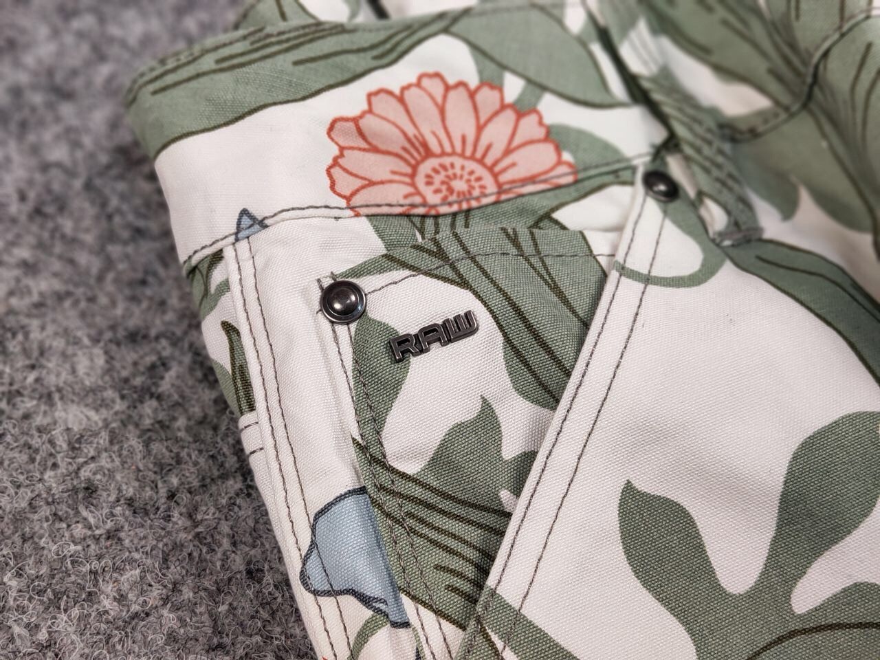 G-Star G Star Raw 5622 3d mid Boyfriend Colored Floral Art Jeans Size US 30 / EU 46 - 13 Thumbnail