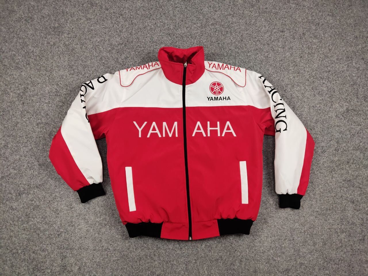Yamaha Vintage 90's Yamaha Racing red logo padded Casual Jacket Size US L / EU 52-54 / 3 - 11 Thumbnail