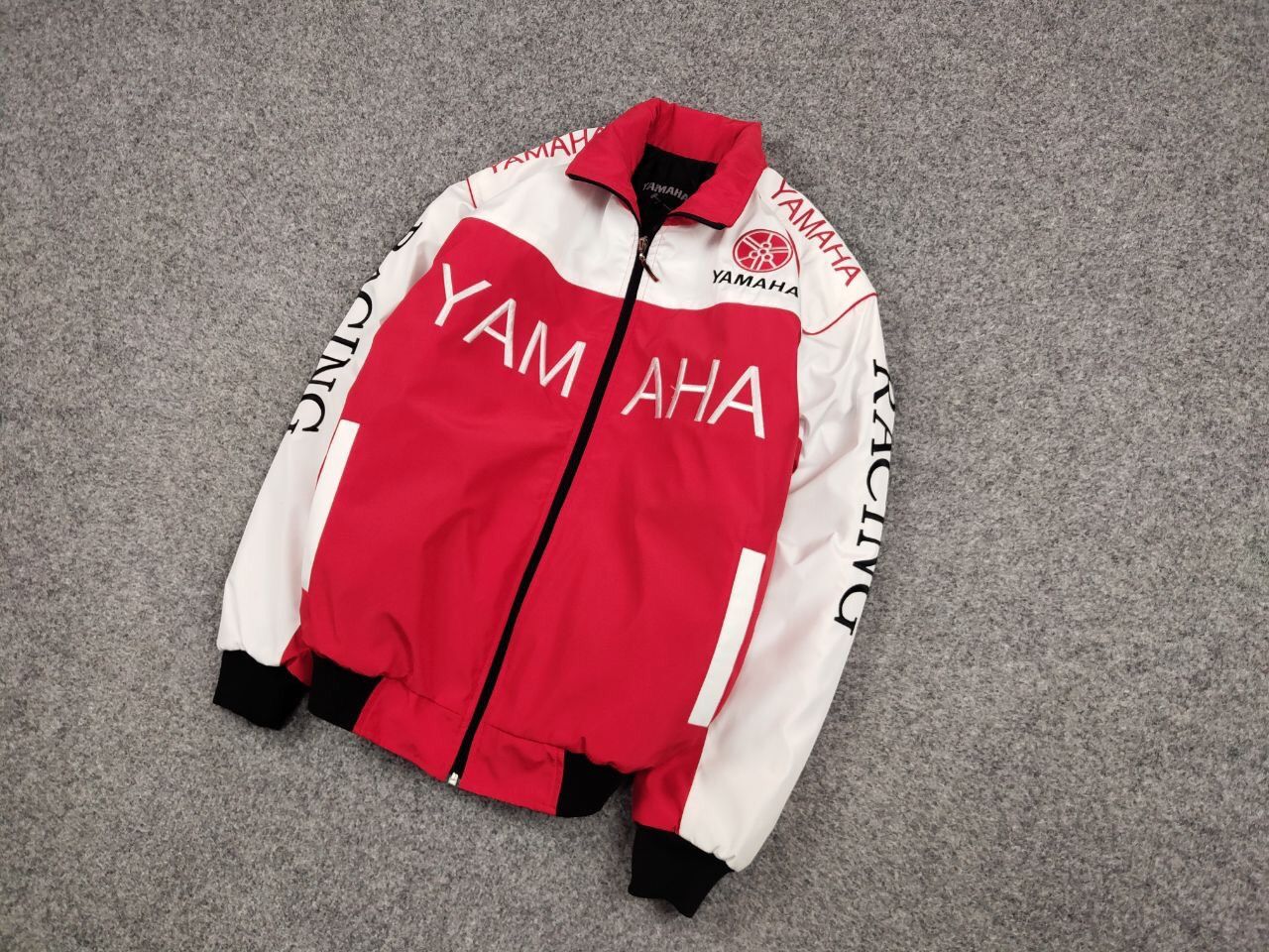 Yamaha Vintage 90's Yamaha Racing red logo padded Casual Jacket Size US L / EU 52-54 / 3 - 3 Thumbnail