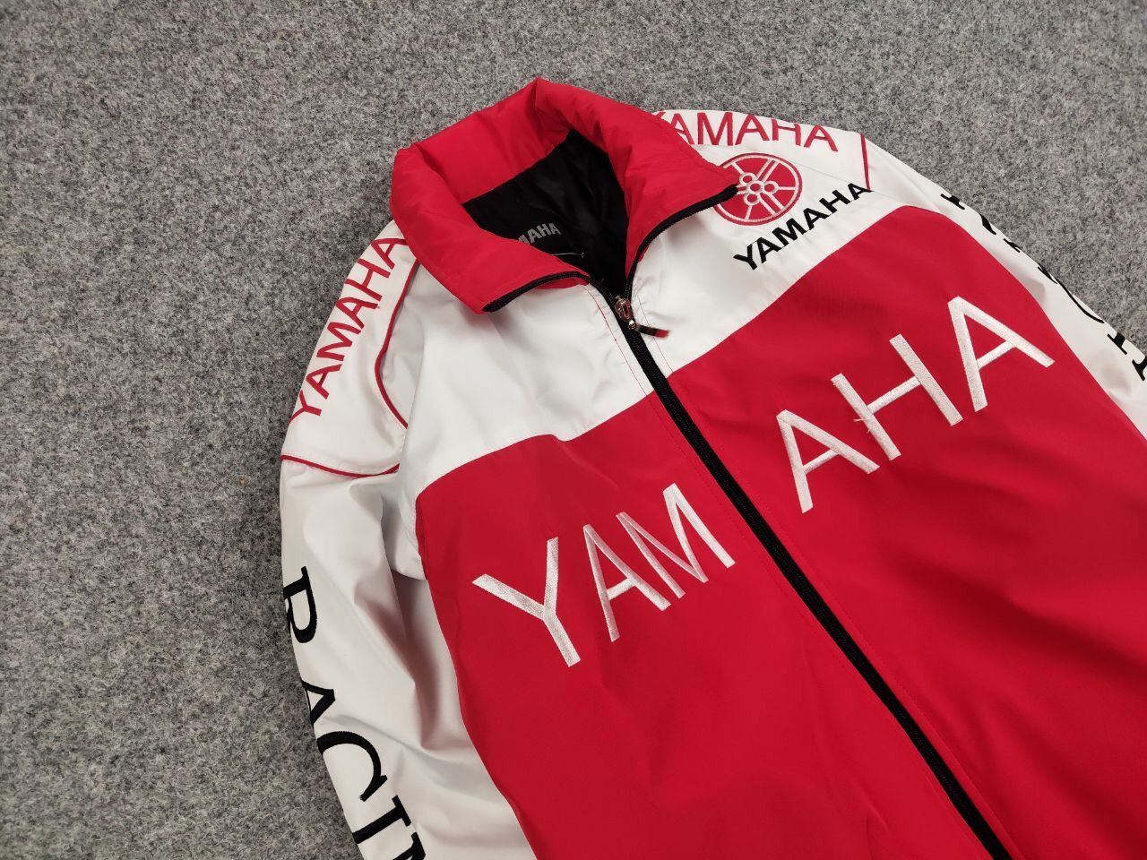 Yamaha Vintage 90's Yamaha Racing red logo padded Casual Jacket Size US L / EU 52-54 / 3 - 7 Thumbnail