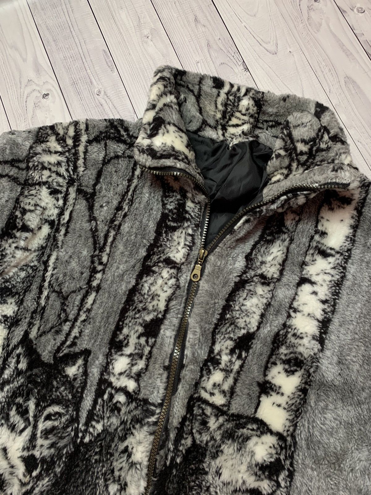 Other × Vintage Vintage Fleece jacket Wolf eagle size XL Size US XL / EU 56 / 4 - 3 Thumbnail