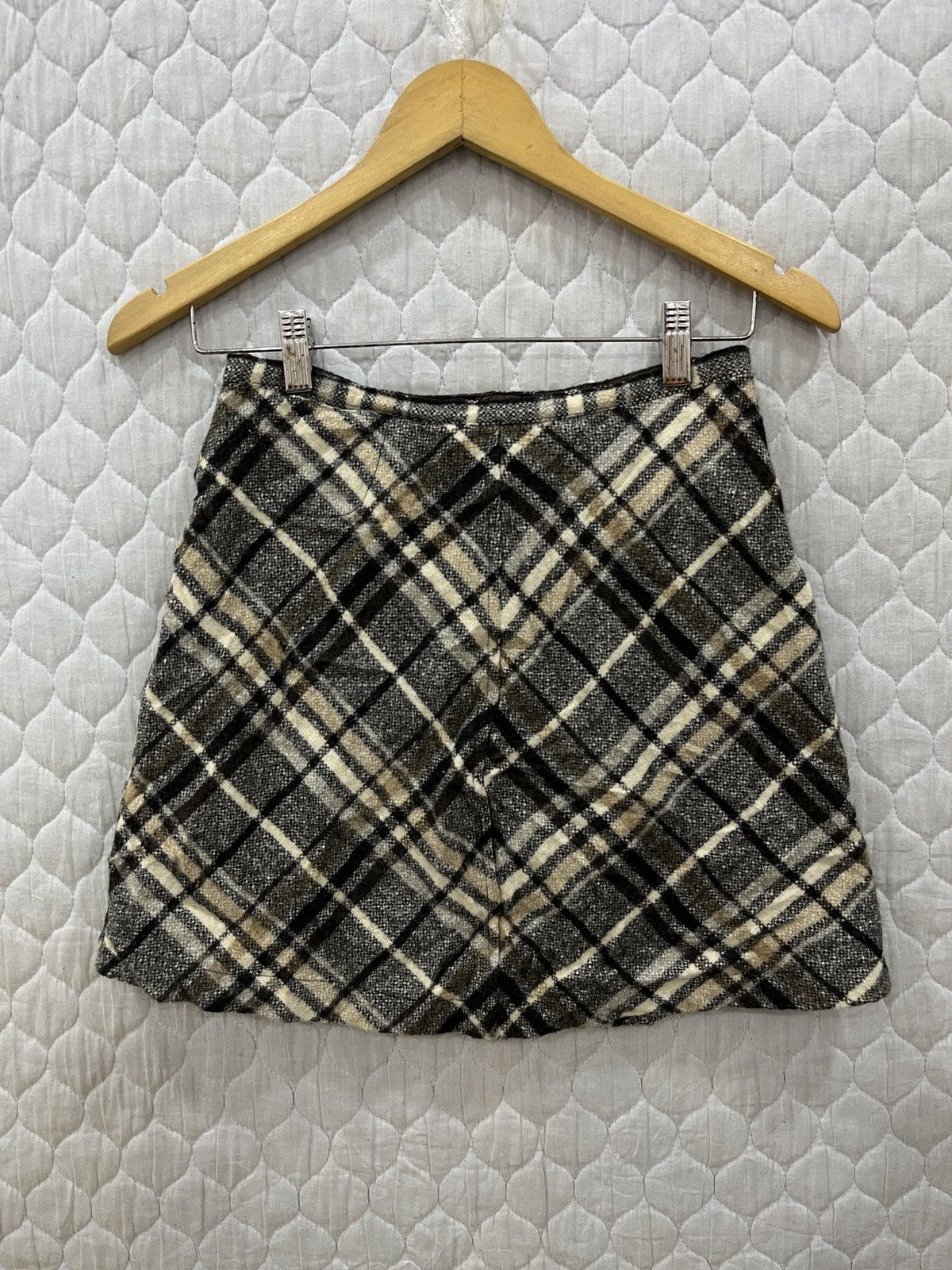 (Kkk). ESPRIT HYPEBEAST SKIRT