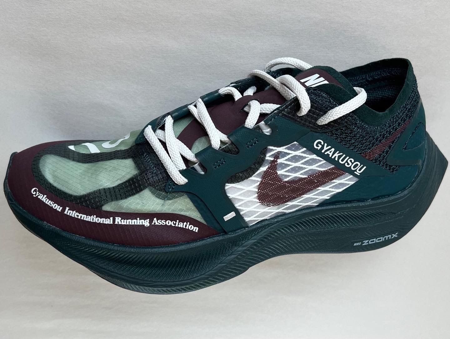 zoomx vaporfly x gyakusou