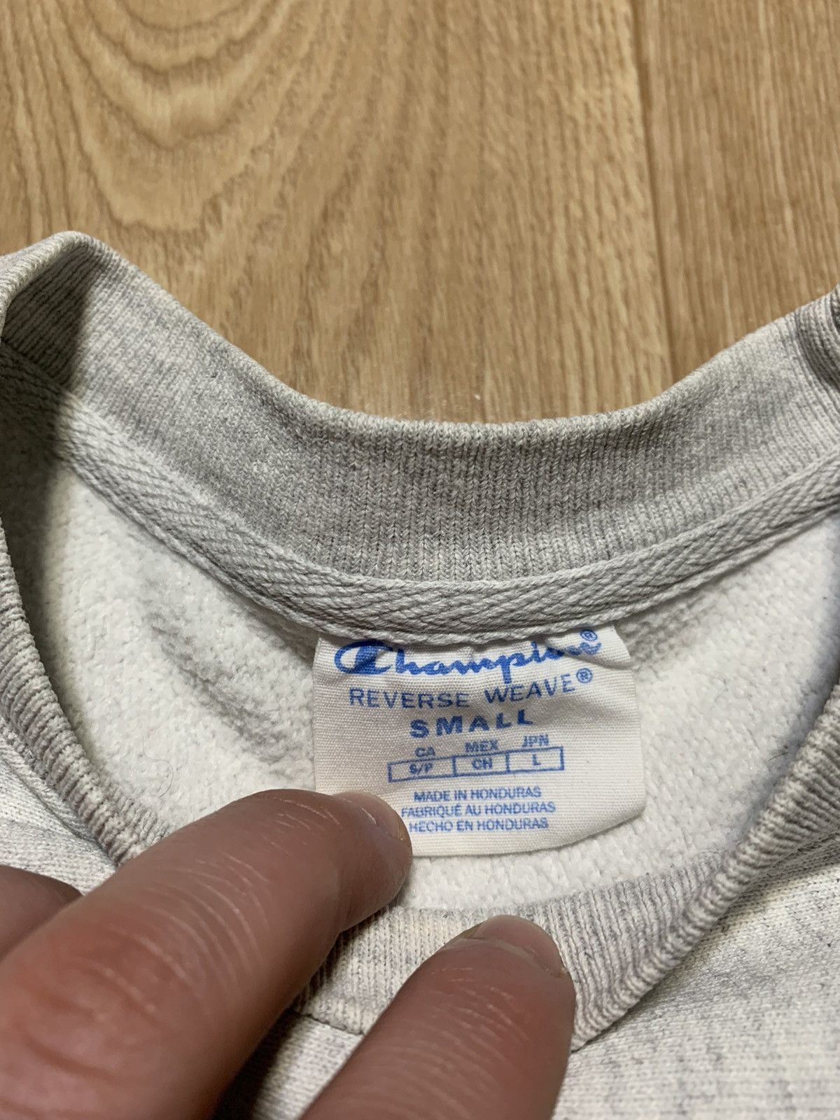 Champion × Vintage Champion Reverse Weave Virginia Vintage Sweatshirt Size US S / EU 44-46 / 1 - 7 Thumbnail