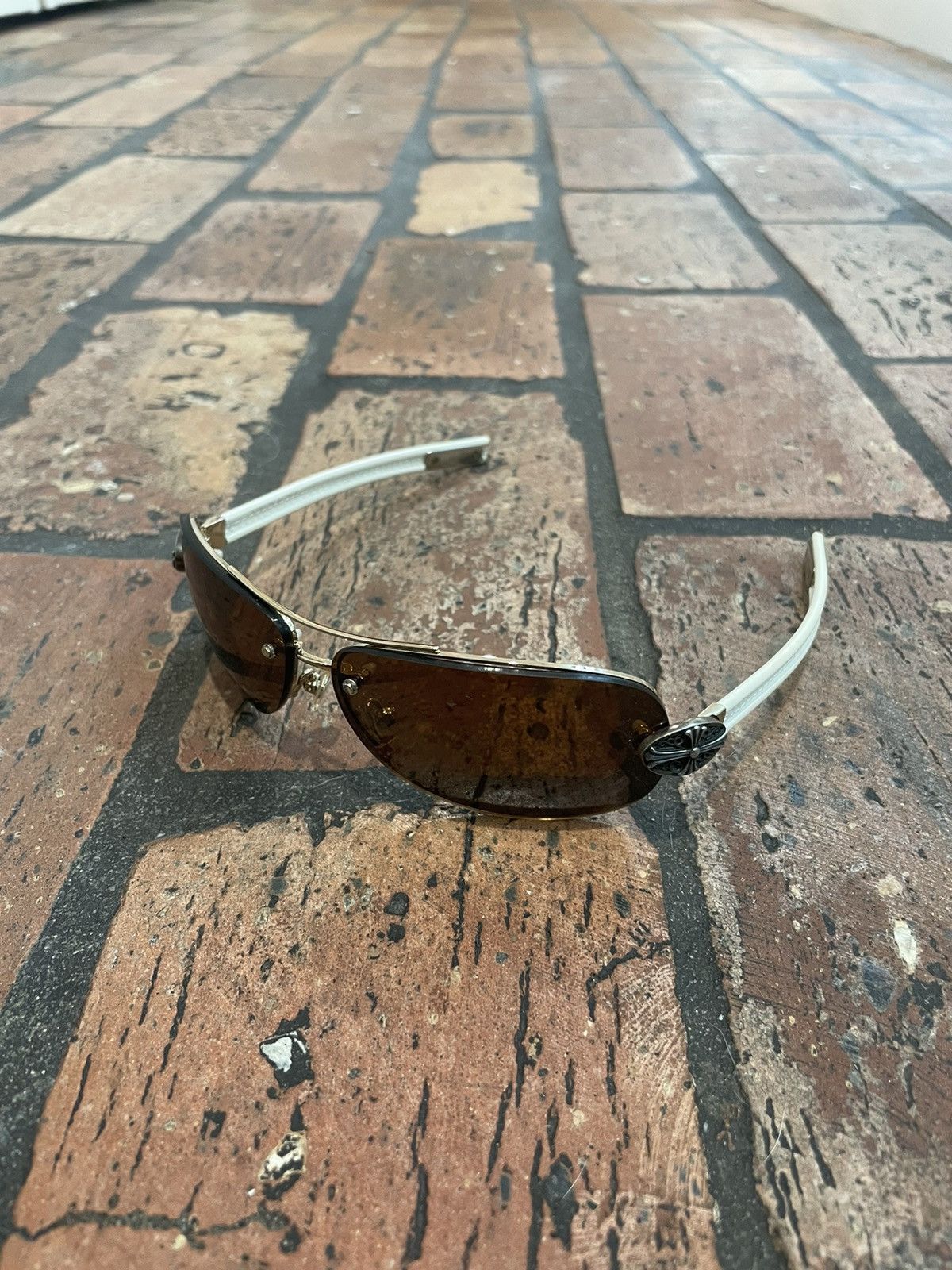 Chrome Hearts CHROME HEARTS Brown Lens White Leather Sunglasses Size ONE SIZE - 4 Thumbnail
