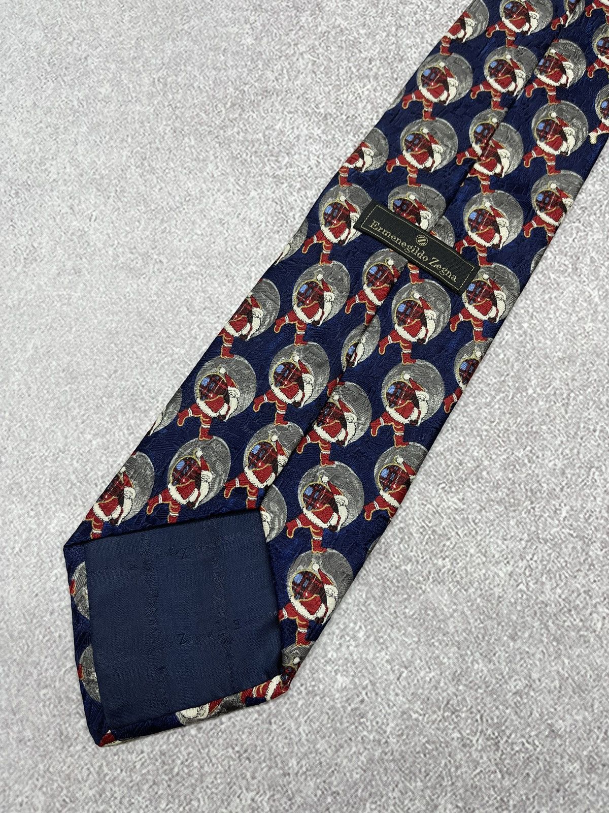 Ermenegildo Zegna Ermenegildo Zegna Tie Santa Clause Print Silk Luxury Size ONE SIZE - 3 Thumbnail