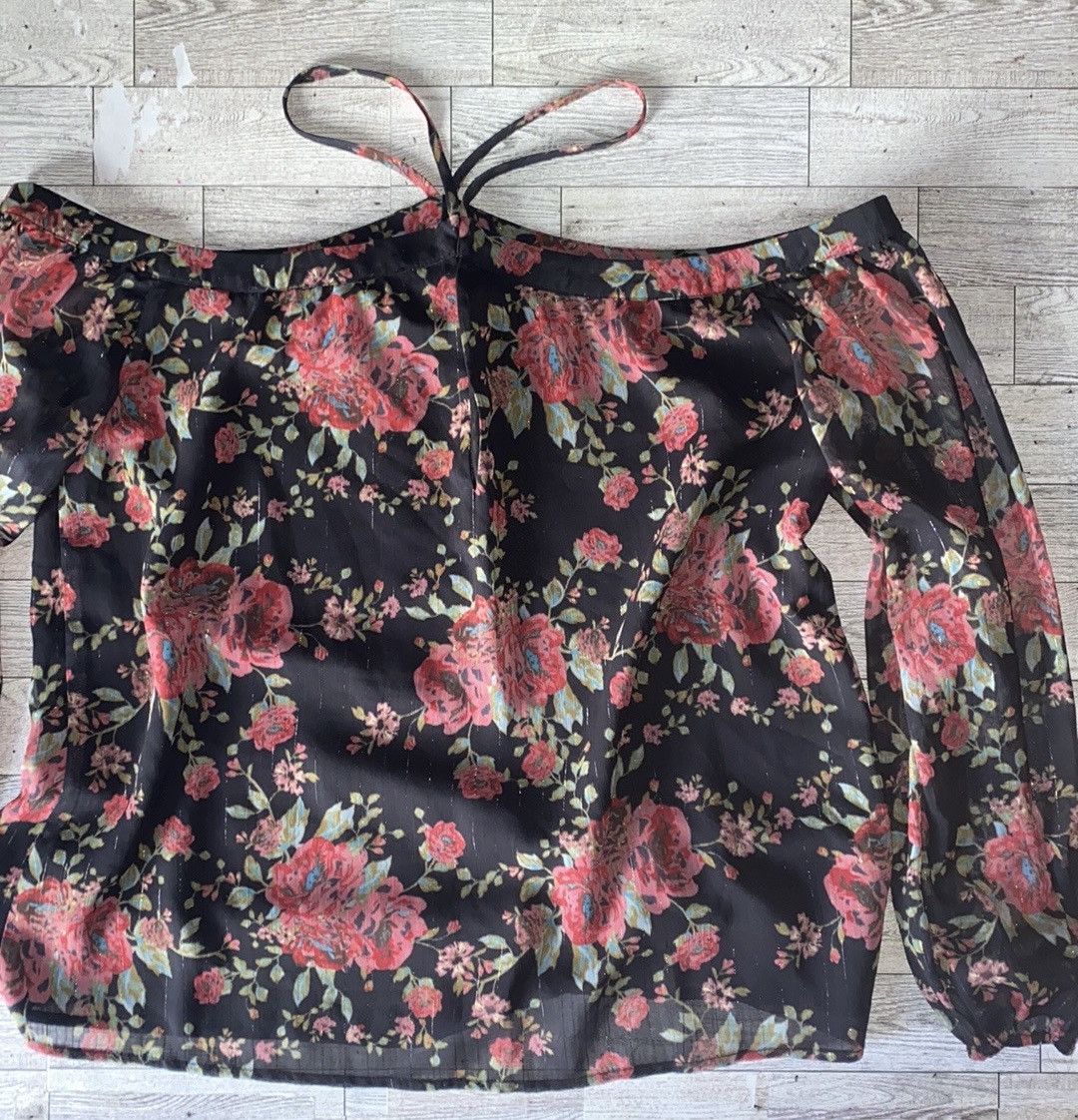 Bloomingdale's WAYF, Boho, Cold Shoulder, Floral Blouse Size S / US 4 / IT 40 - 4 Thumbnail