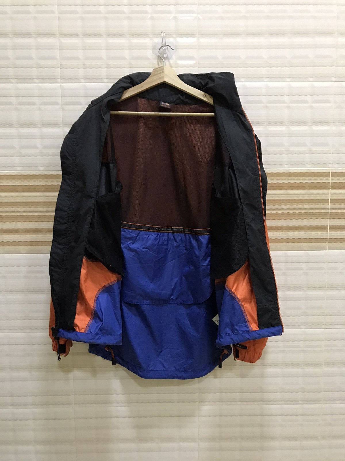 Nike ACG NIKE ACG MULTI COLOR JACKET Size US L / EU 52-54 / 3 - 8 Thumbnail