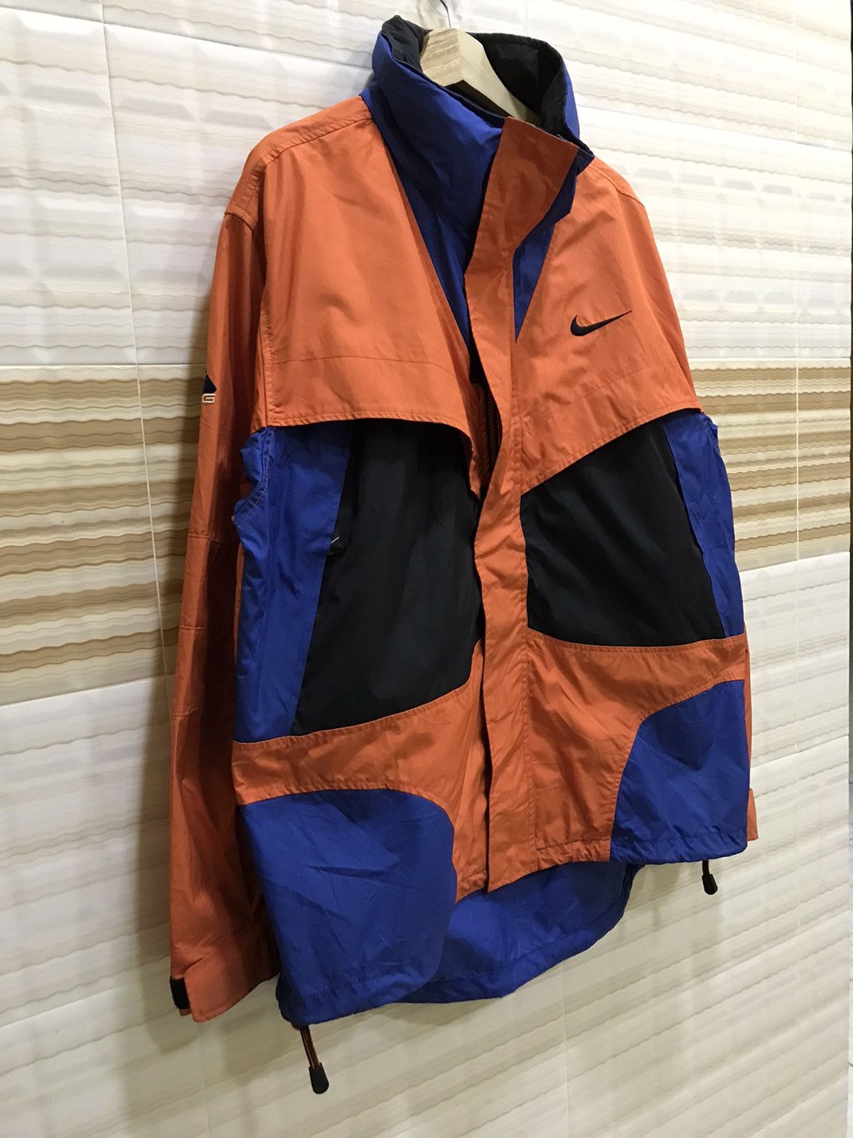 Nike ACG NIKE ACG MULTI COLOR JACKET Size US L / EU 52-54 / 3 - 4 Thumbnail
