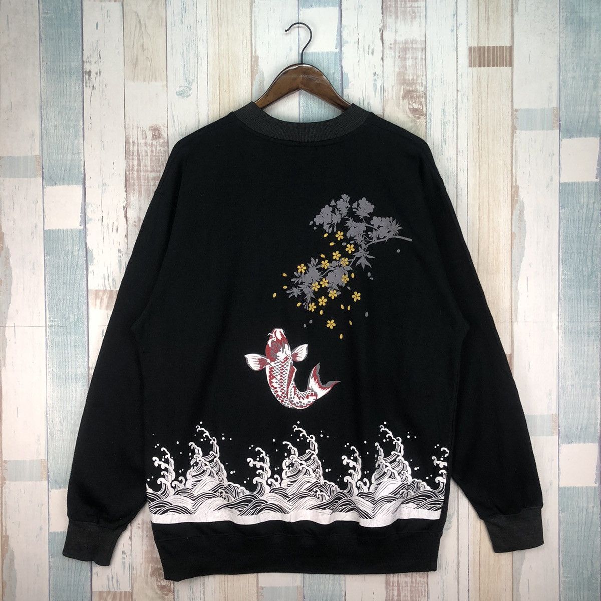 Japanese Brand Vintage Fish Koi Japanese Sukajan Sweatshirt Size US L / EU 52-54 / 3 - 1 Thumbnail