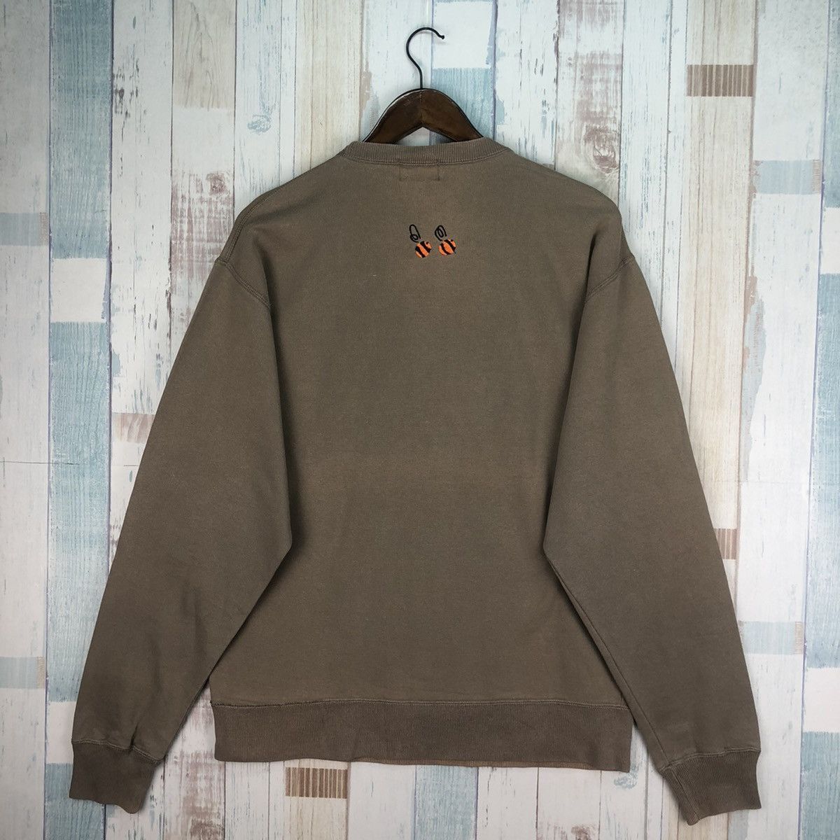 Vintage Vintage 90s Vancouver Spell Out Embroidery Logo Sweatshirt Size US L / EU 52-54 / 3 - 2 Thumbnail