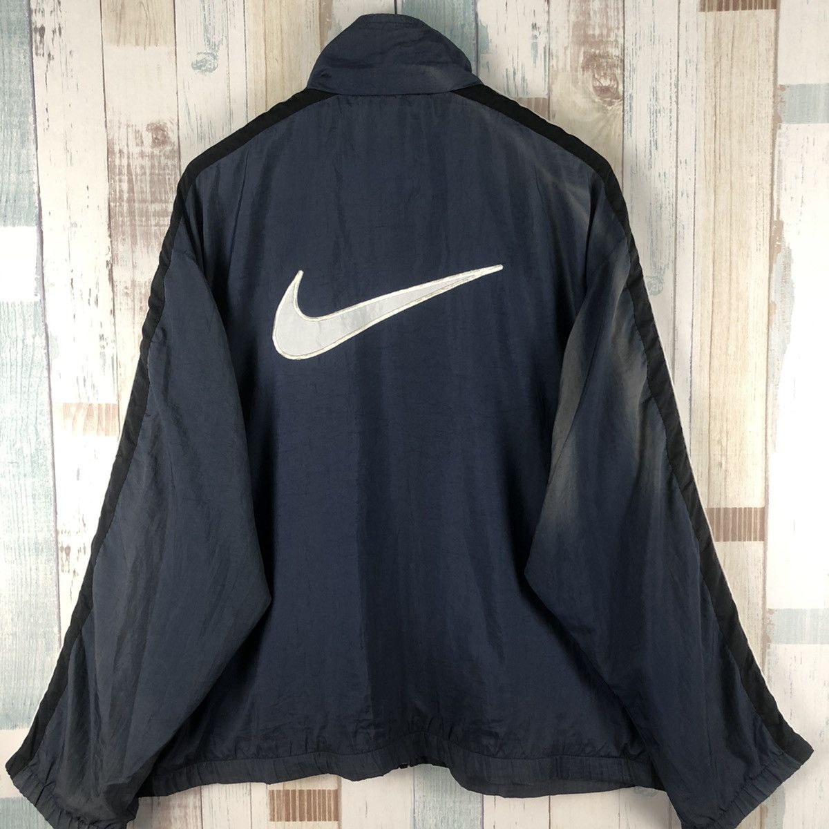 Nike Vintage Nike Big Logo Windbreaker Size US L / EU 52-54 / 3 - 4 Thumbnail