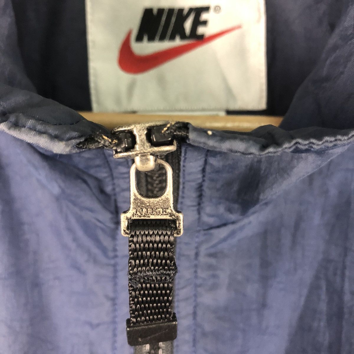 Nike Vintage Nike Big Logo Windbreaker Size US L / EU 52-54 / 3 - 13 Thumbnail