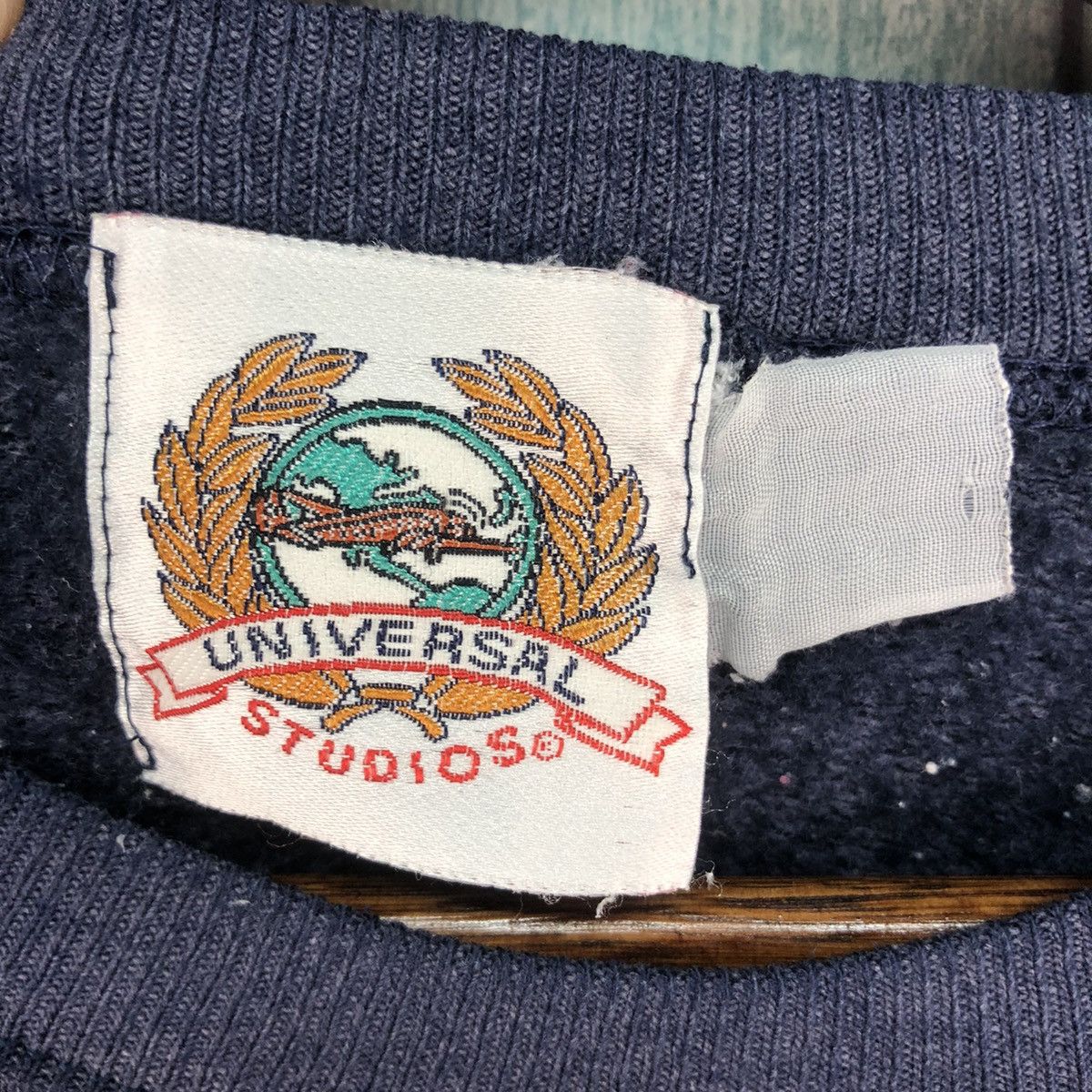 Universal Studios × Vintage Vintage 90s Universal Studios Embroidery Logo Sweatshirt Size US M / EU 48-50 / 2 - 6 Thumbnail