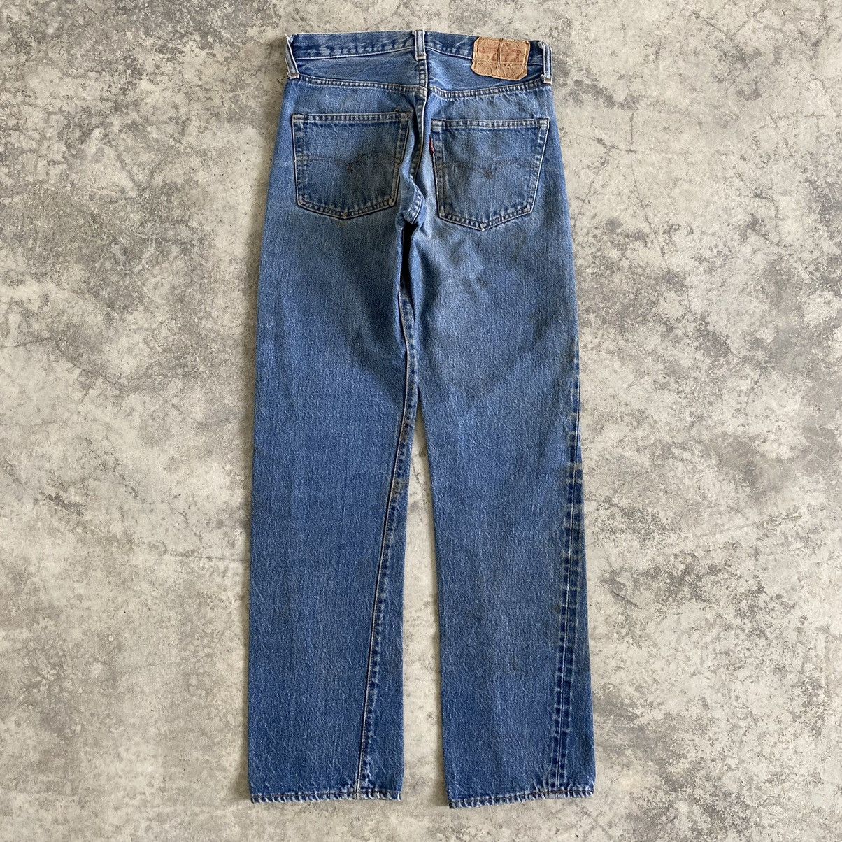 Levi's Vintage 70’s 80's Levi's 501 Selvedge Dirty Denim Jeans Size US 26 / EU 42 - 12 Thumbnail