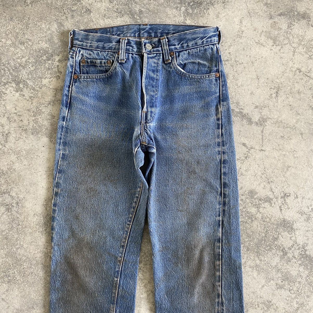 Levi's Vintage 70’s 80's Levi's 501 Selvedge Dirty Denim Jeans Size US 26 / EU 42 - 2 Thumbnail