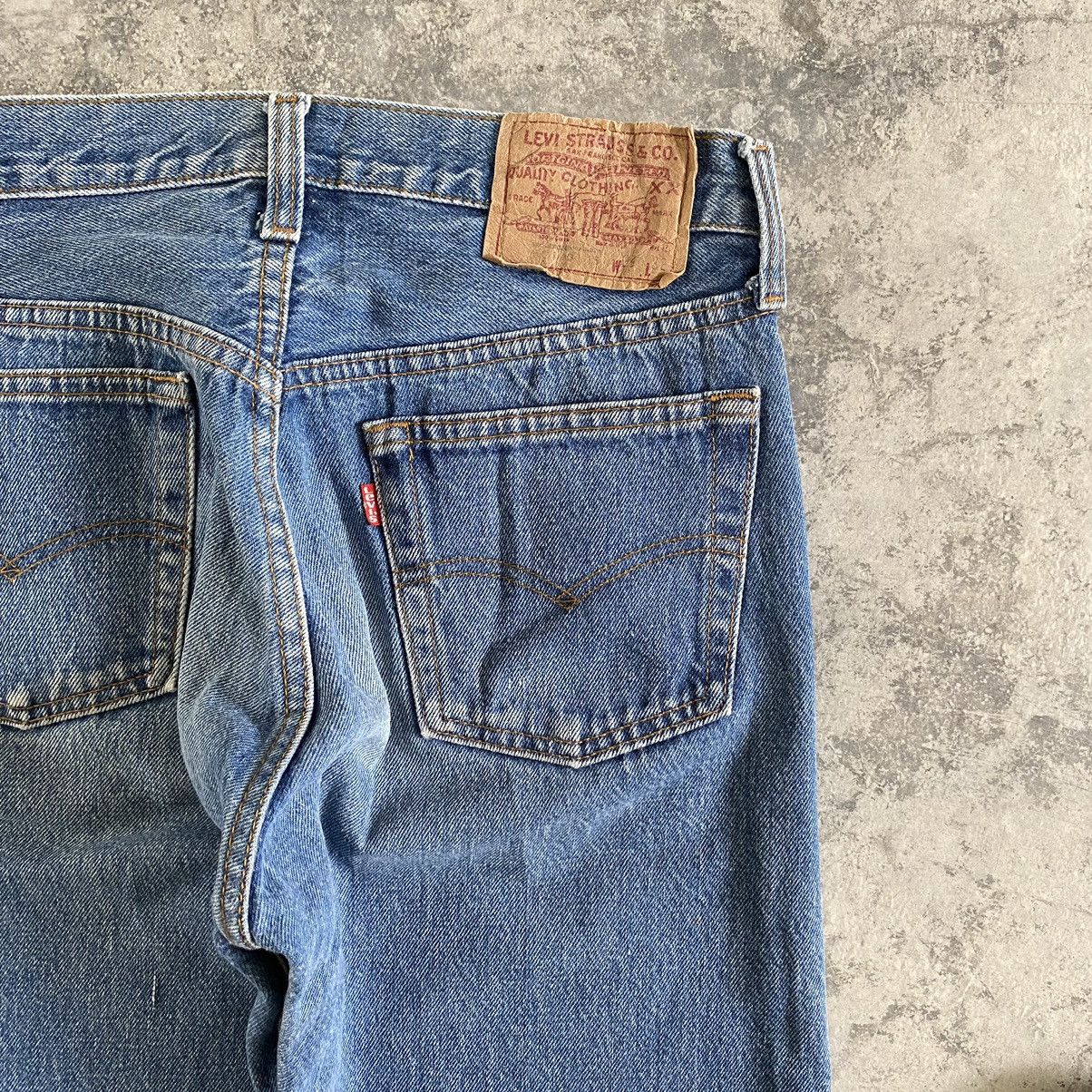 Levi's Size 29x29.5 Vintage 80's Levi's 501 Stone Washed Jeans Size US 29 - 13 Thumbnail