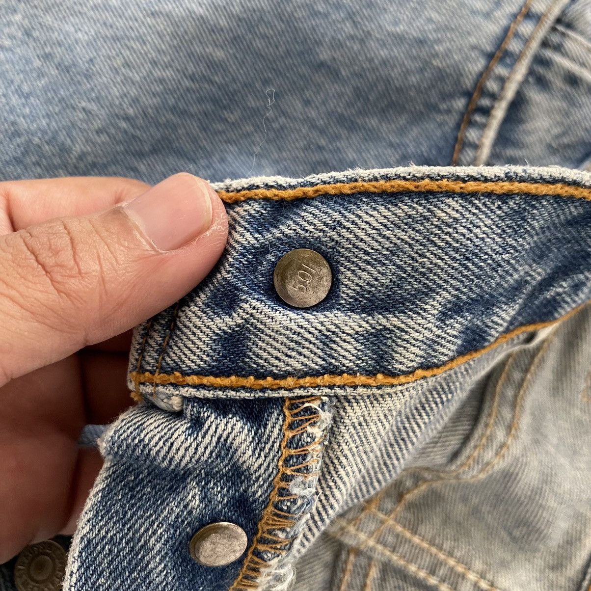 Levi's Size 30x31 Vintage 90's Levi's 501 Washed Blue Denim Jeans Size US 30 / EU 46 - 8 Thumbnail