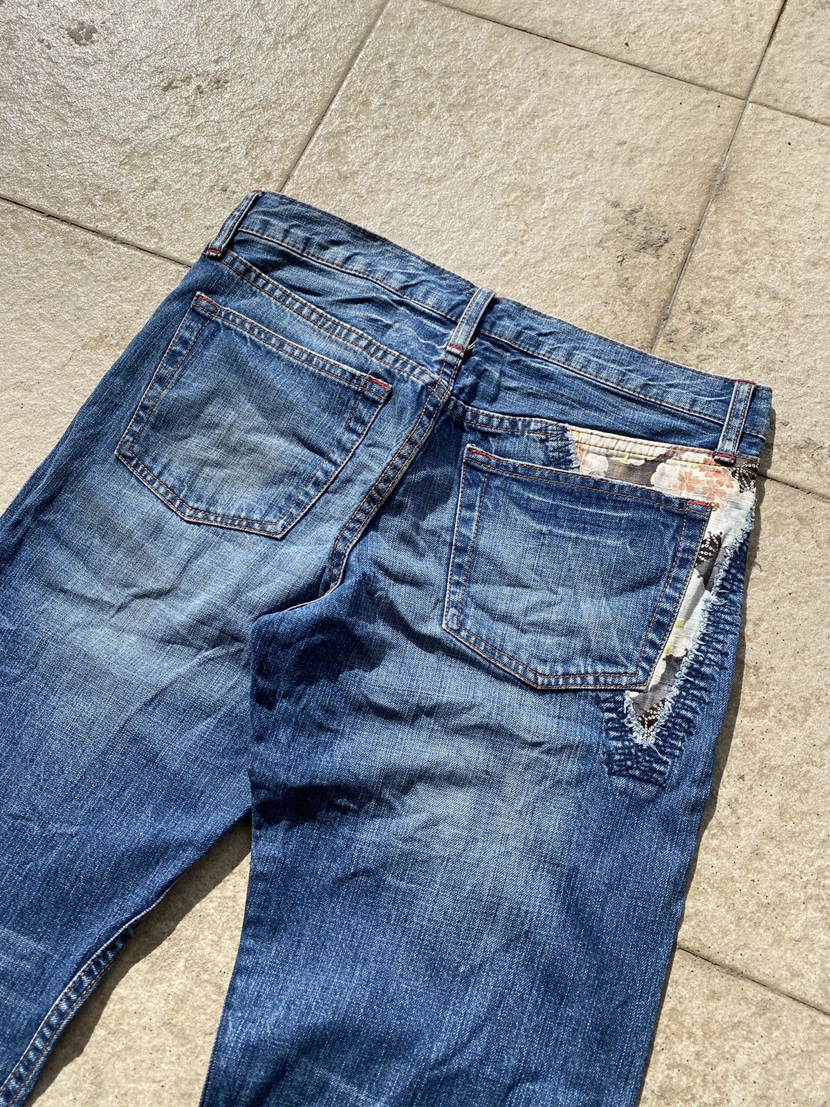 Blue Blue Japan 💥RARE💥 TAKEO KIKUCHI Sashiko Thread x Hybrid Floral Denim Size US 32 / EU 48 - 17 Thumbnail